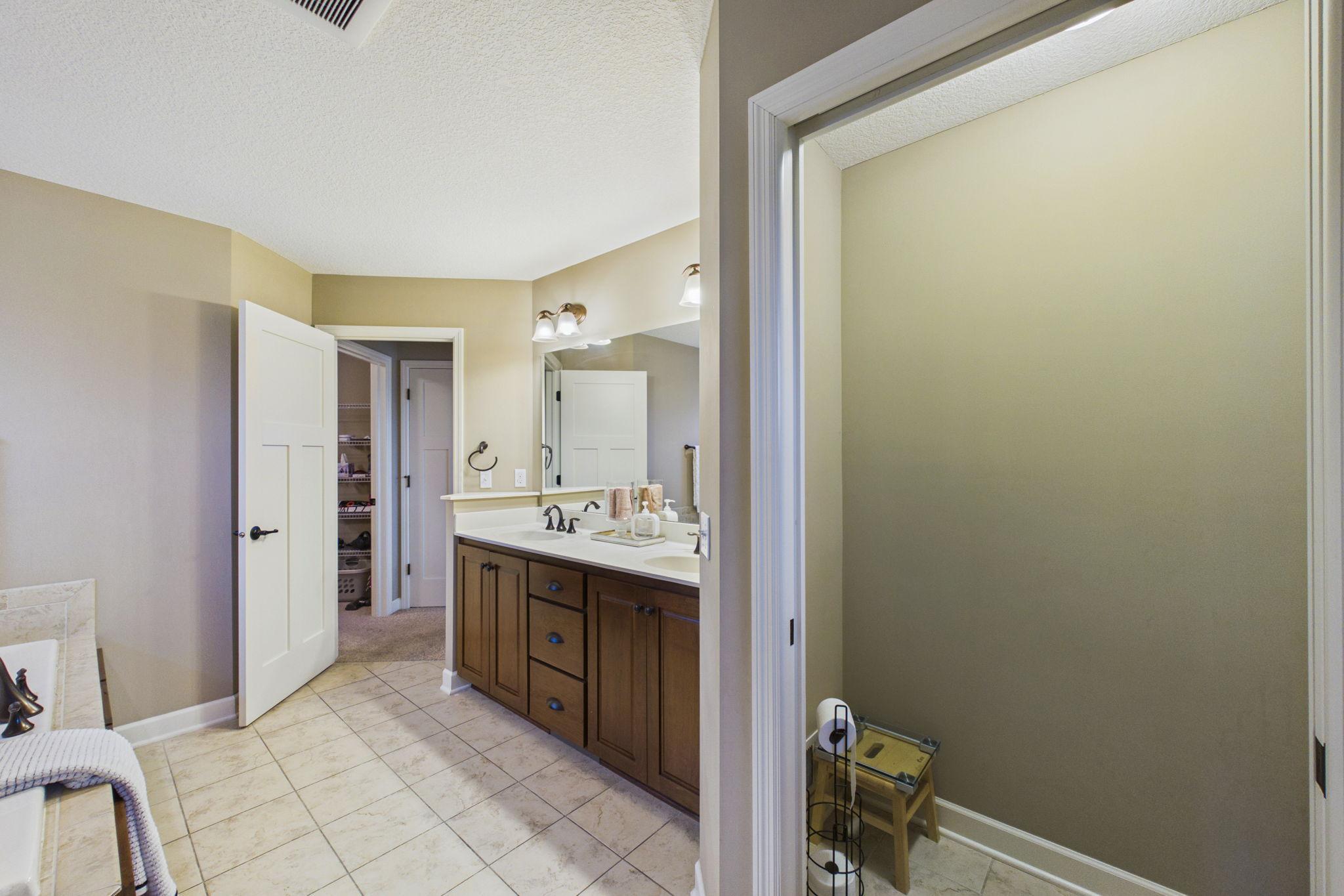 6276 Peony Lane N Property Photo 27