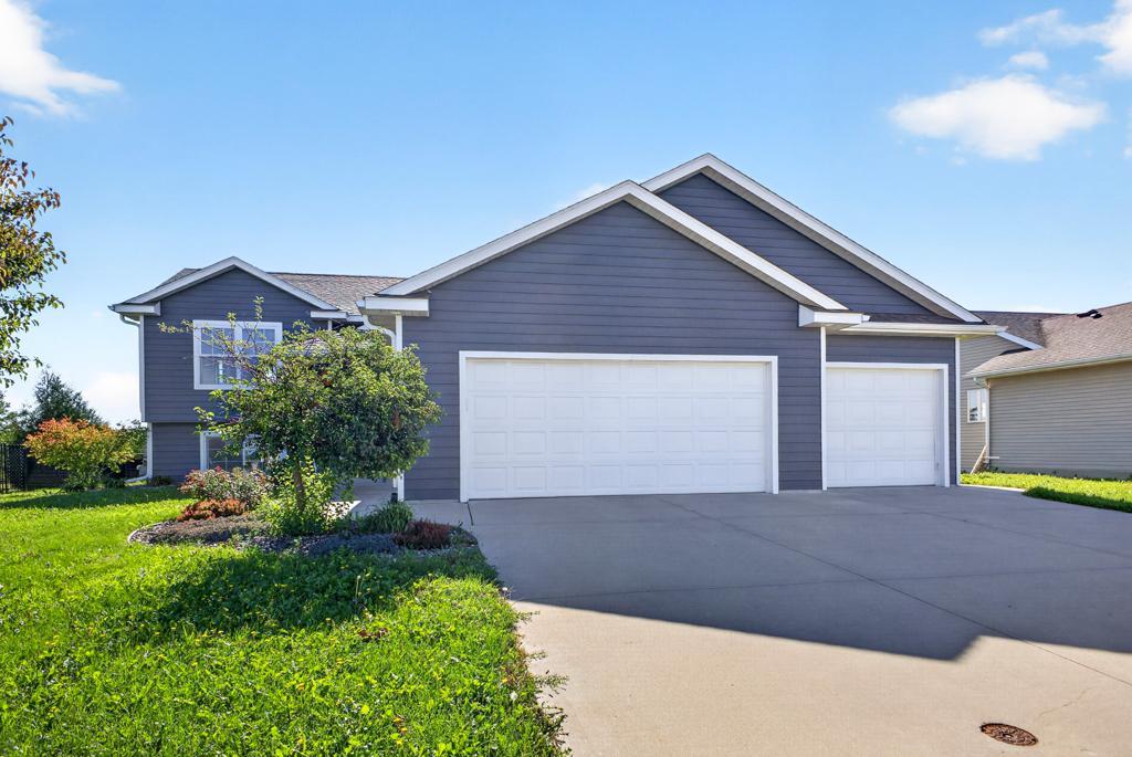 500 6th Court Se Property Photo 1