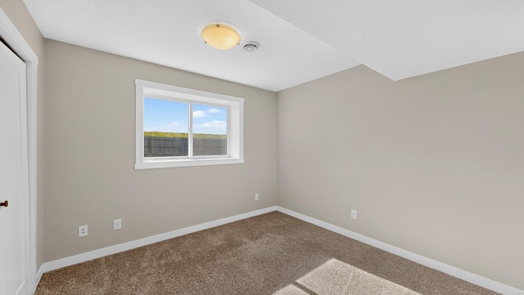 500 6th Court Se Property Photo 27