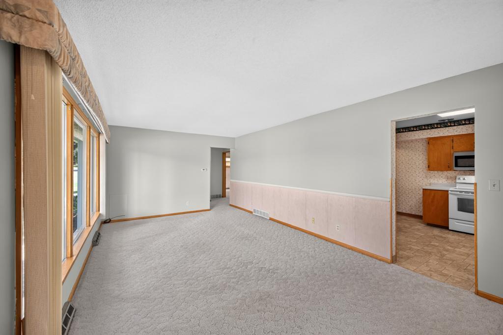 900 19th Avenue Ne Property Photo 14