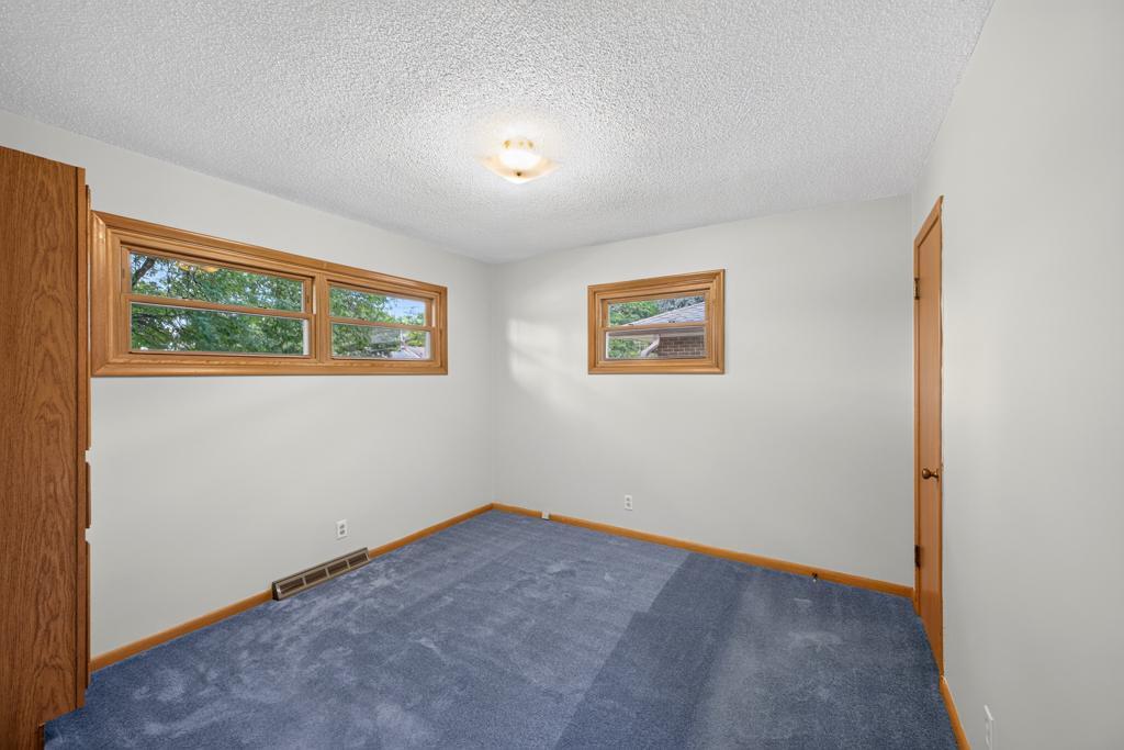 900 19th Avenue Ne Property Photo 29
