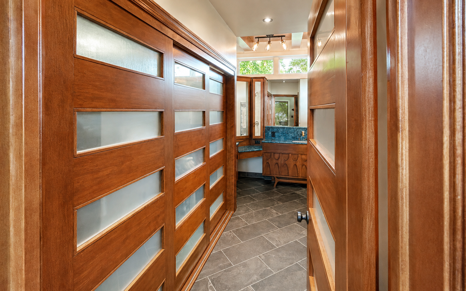 4422 Washington Boulevard Property Photo 15