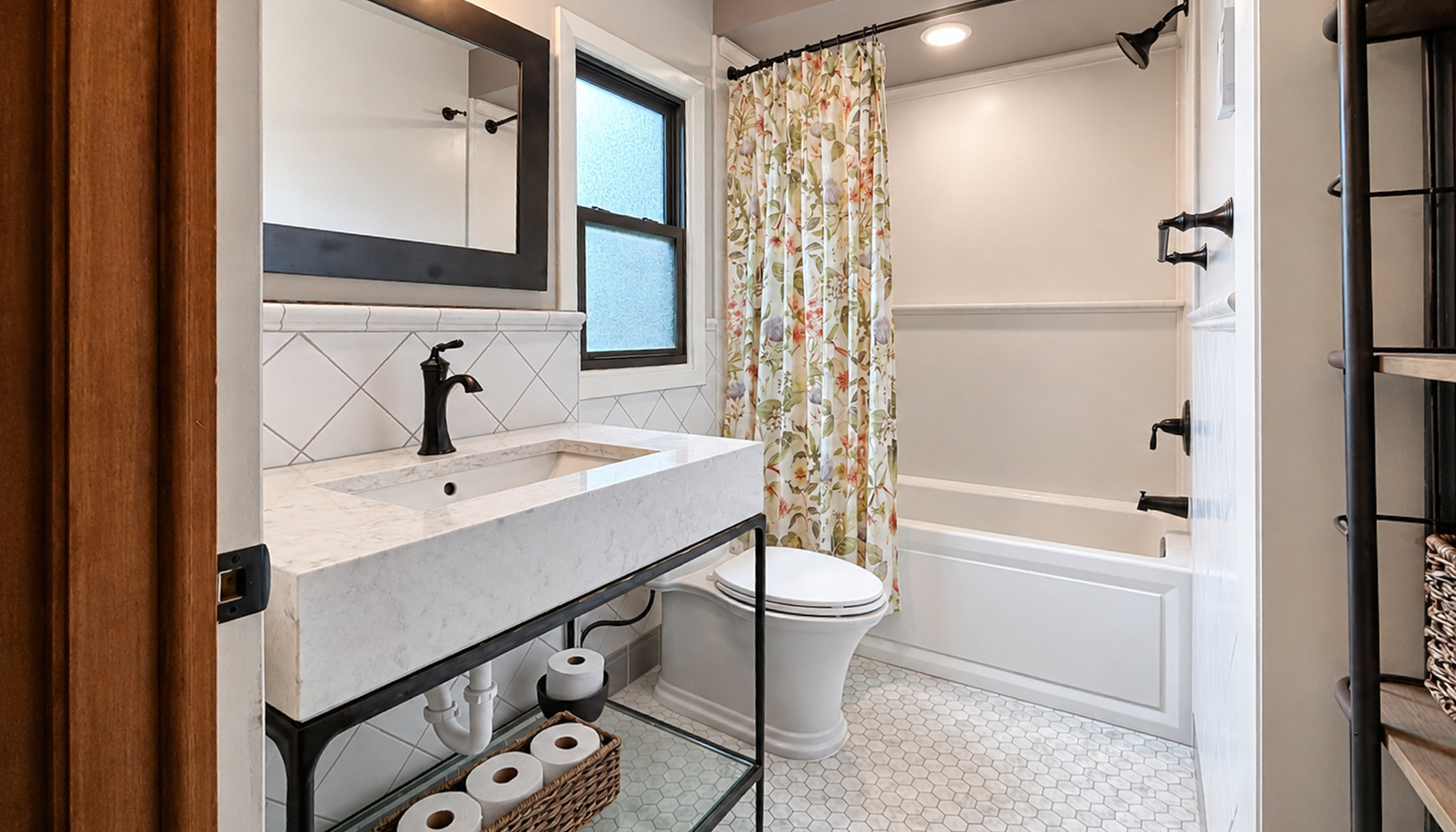 4422 Washington Boulevard Property Photo 21