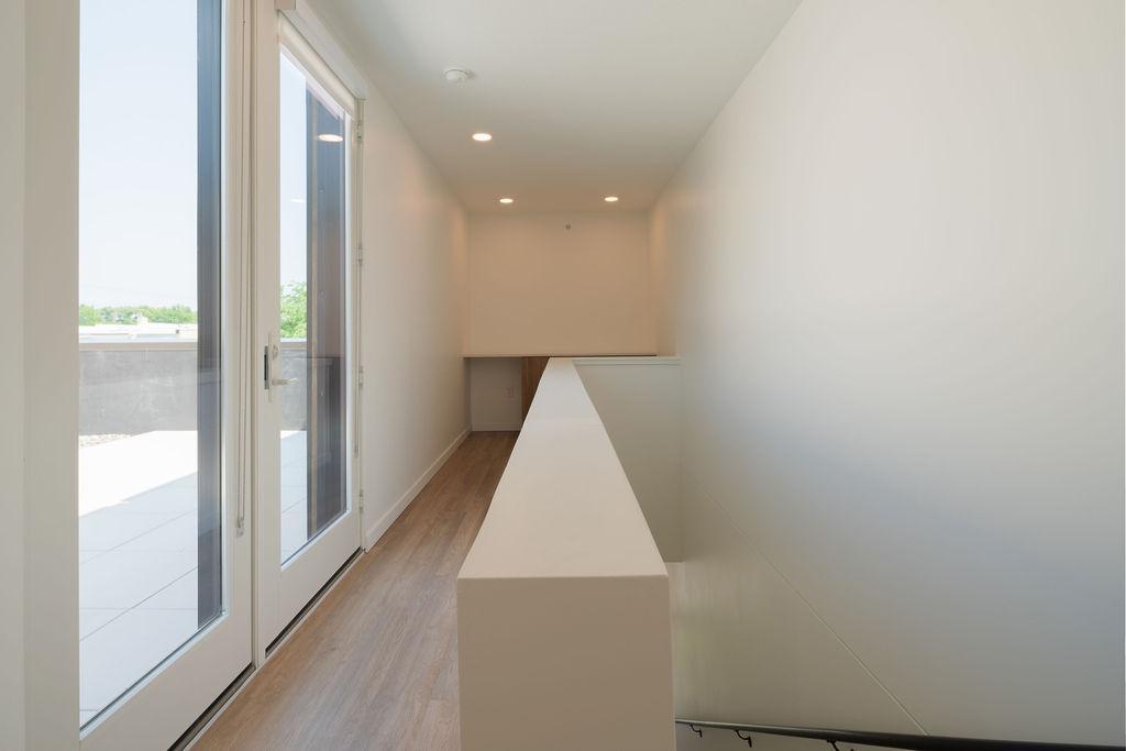 9 West Drive Property Photo 14