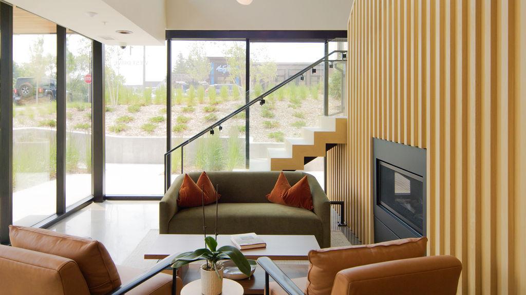 9 West Drive Property Photo 57