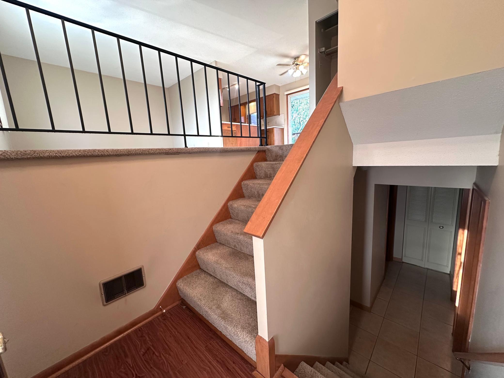 8833 Queen Avenue S Property Photo 15