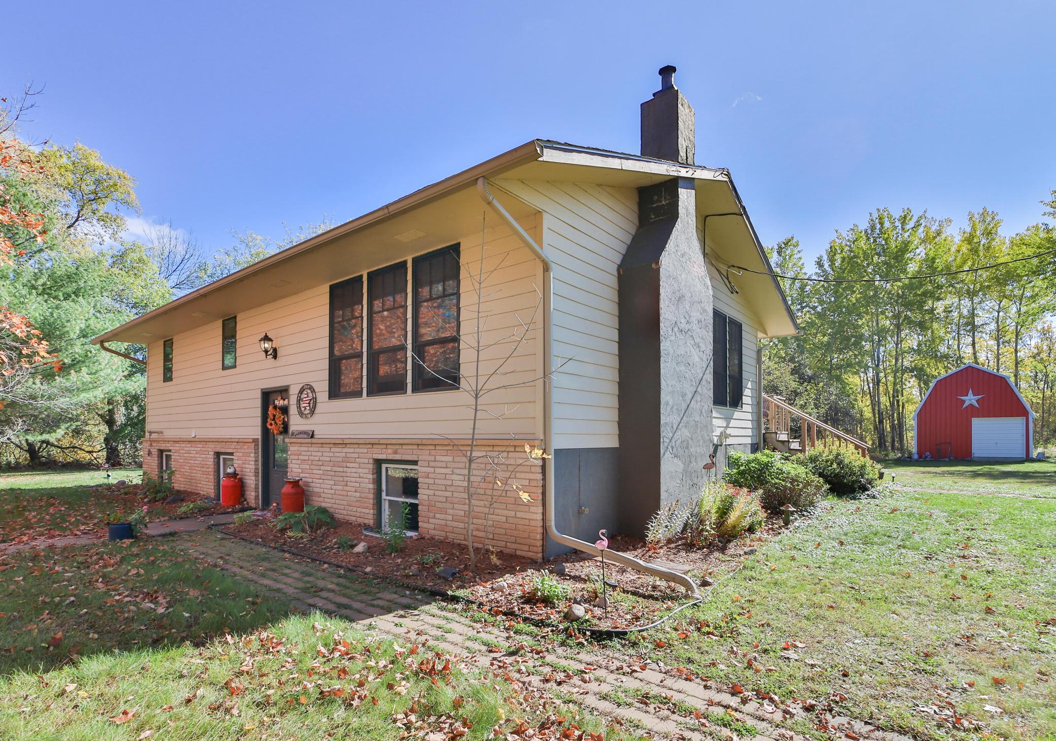 15184 Damsgaard Road Ne Property Photo 1