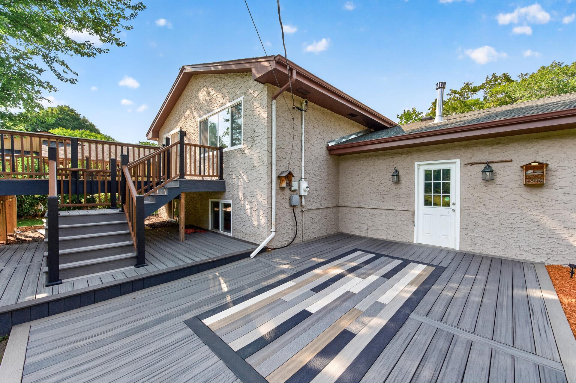 8041 60 1/2 Avenue N Property Photo 23