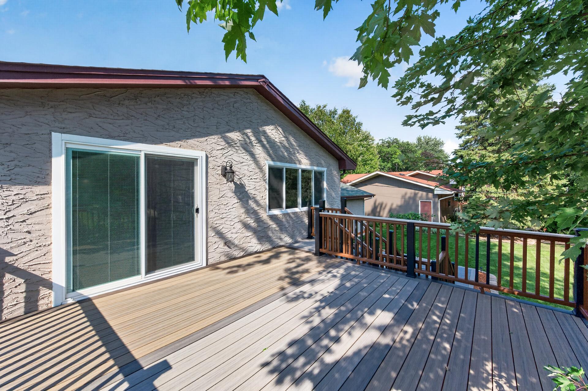 8041 60 1/2 Avenue N Property Photo 25