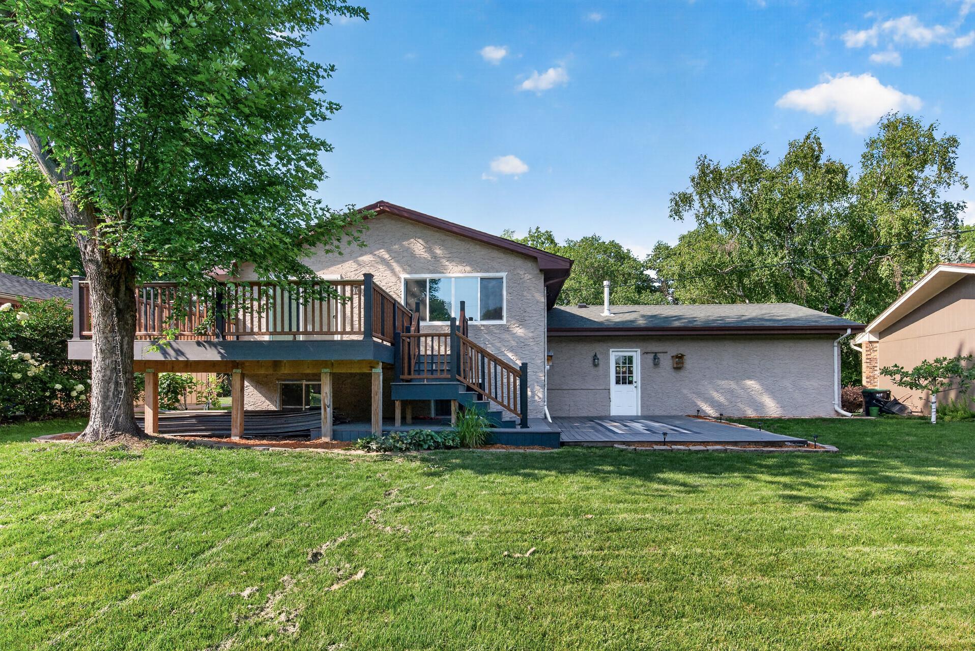8041 60 1/2 Avenue N Property Photo 27