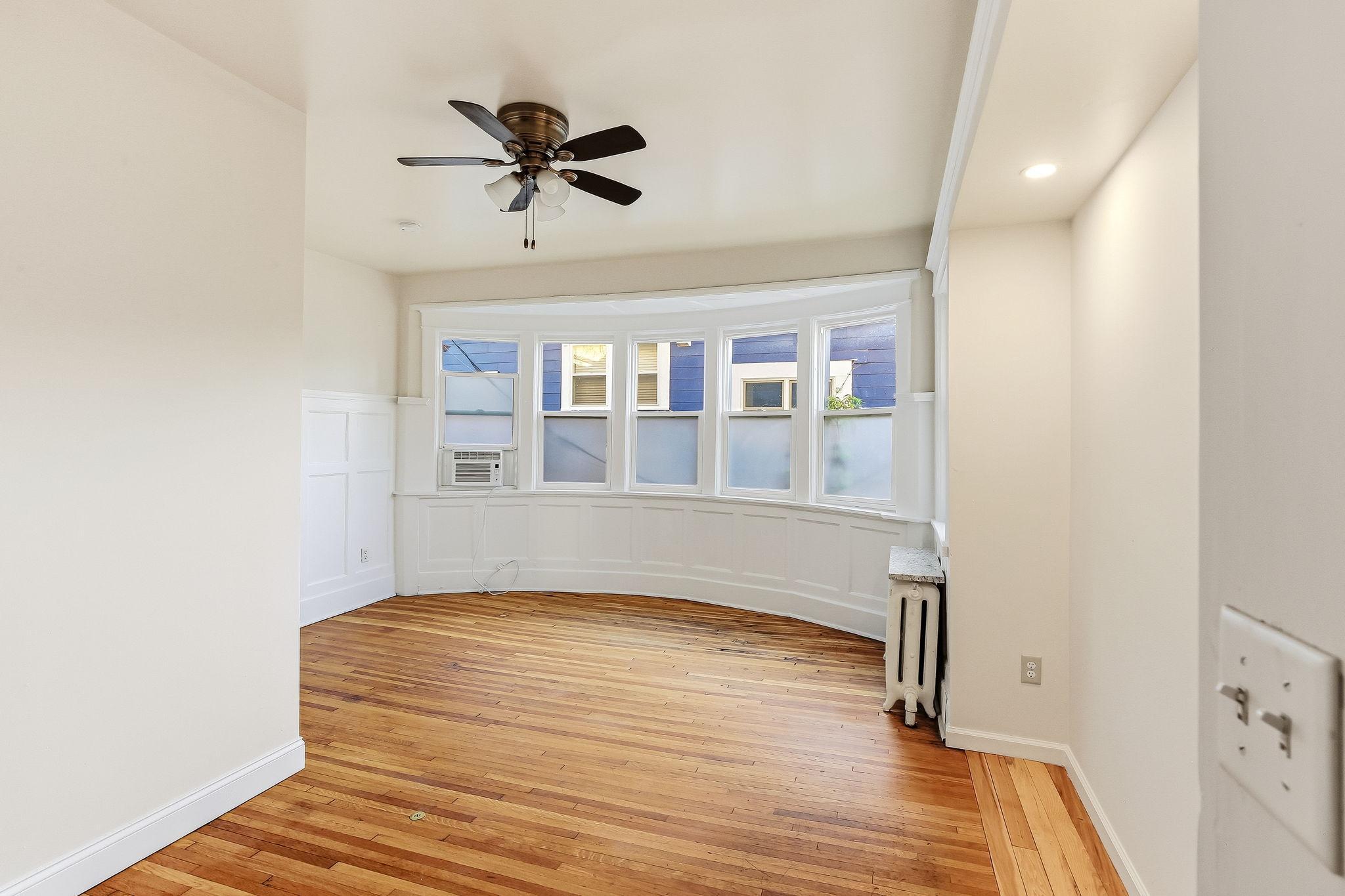 852 Ashland Avenue Property Photo 13