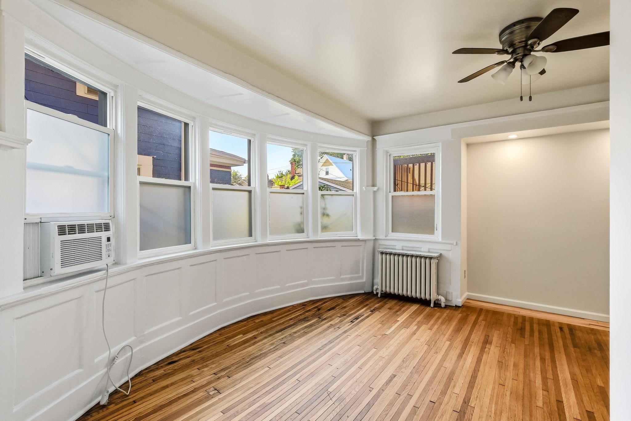 852 Ashland Avenue Property Photo 14