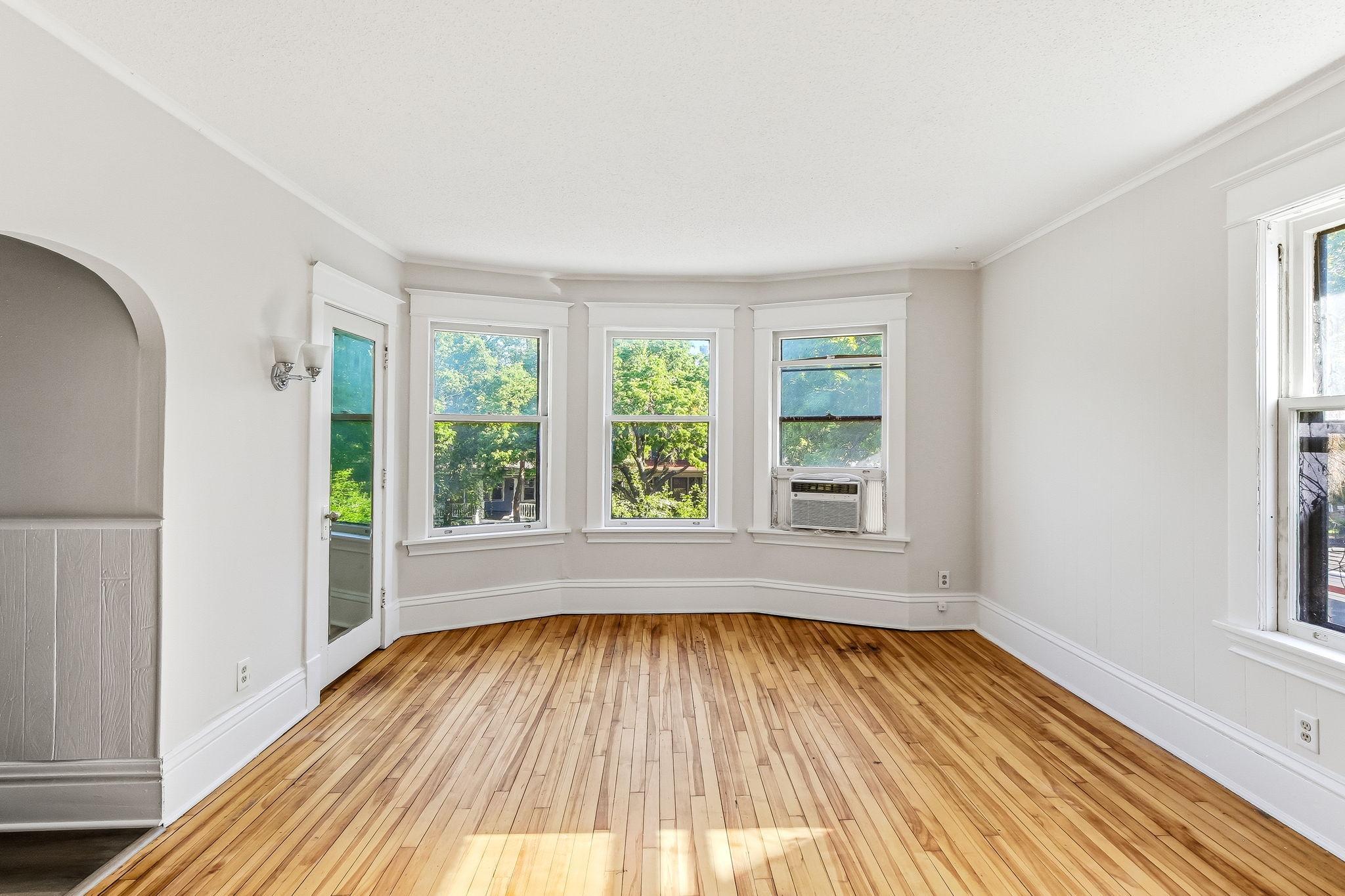 852 Ashland Avenue Property Photo 17