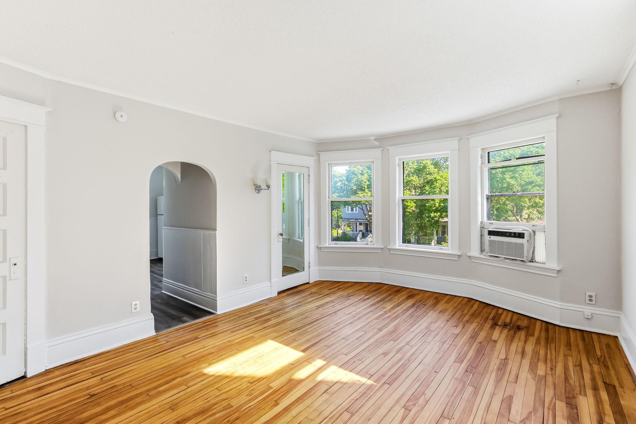 852 Ashland Avenue Property Photo 19