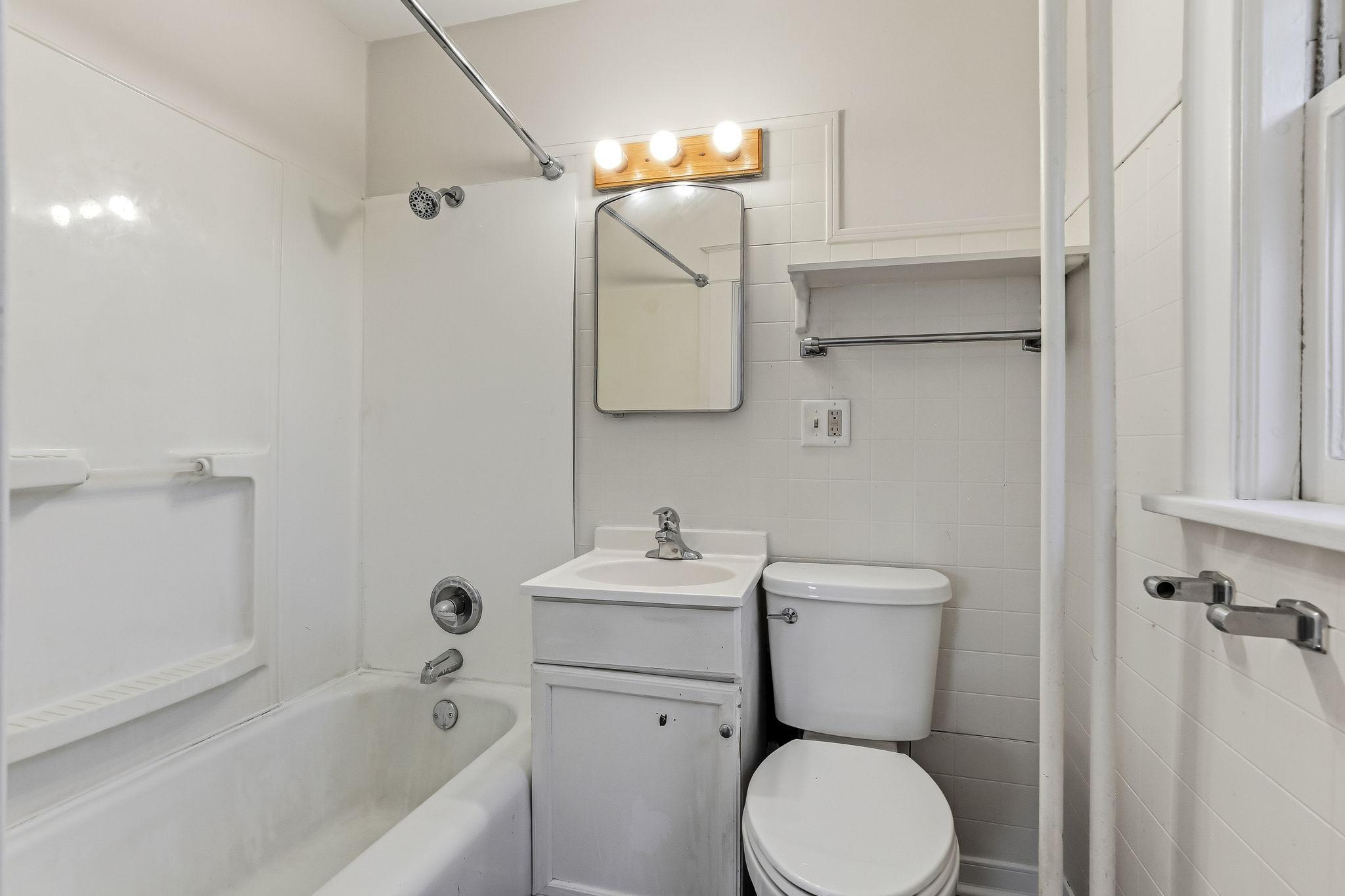 852 Ashland Avenue Property Photo 22