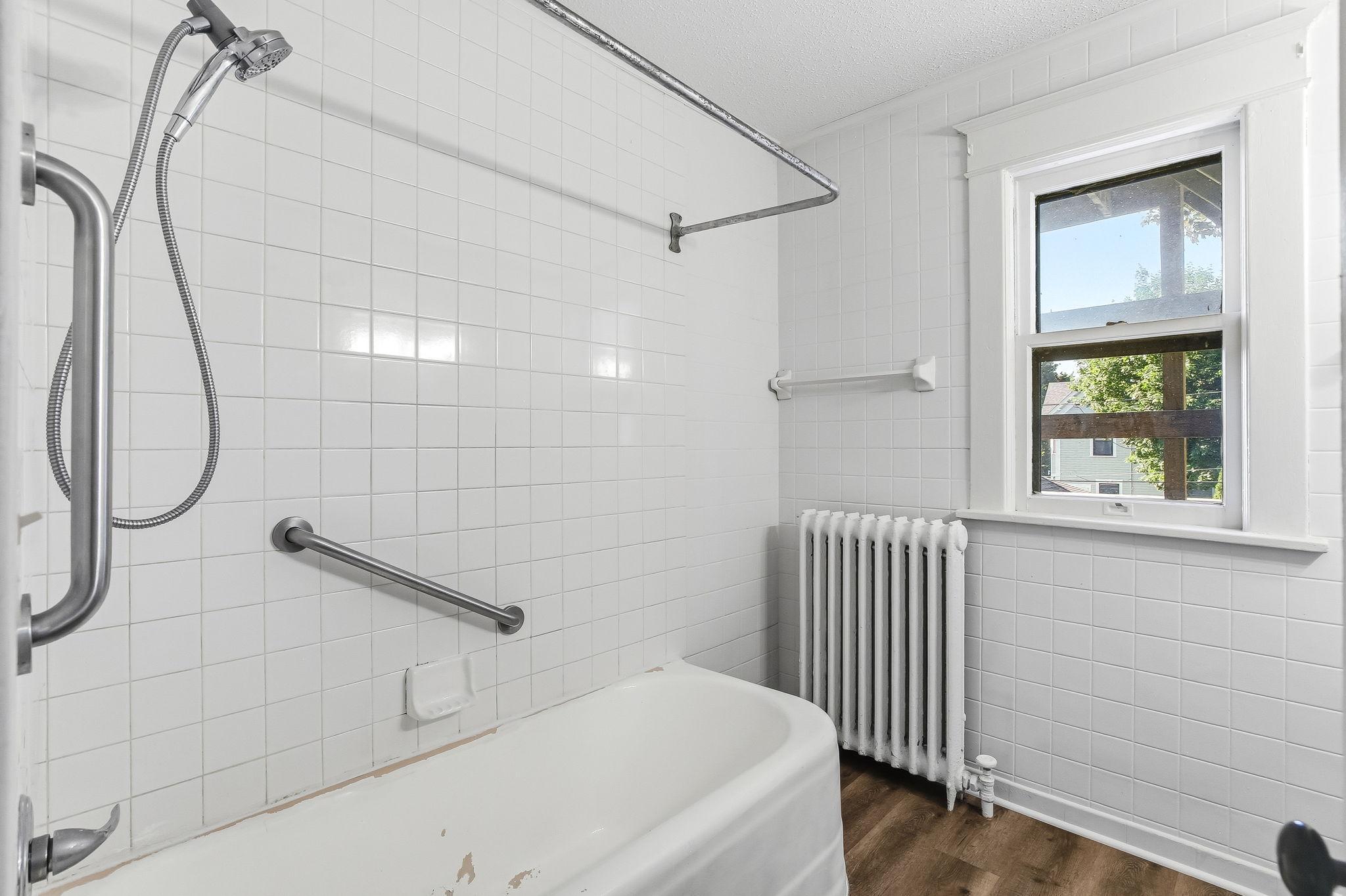 852 Ashland Avenue Property Photo 26