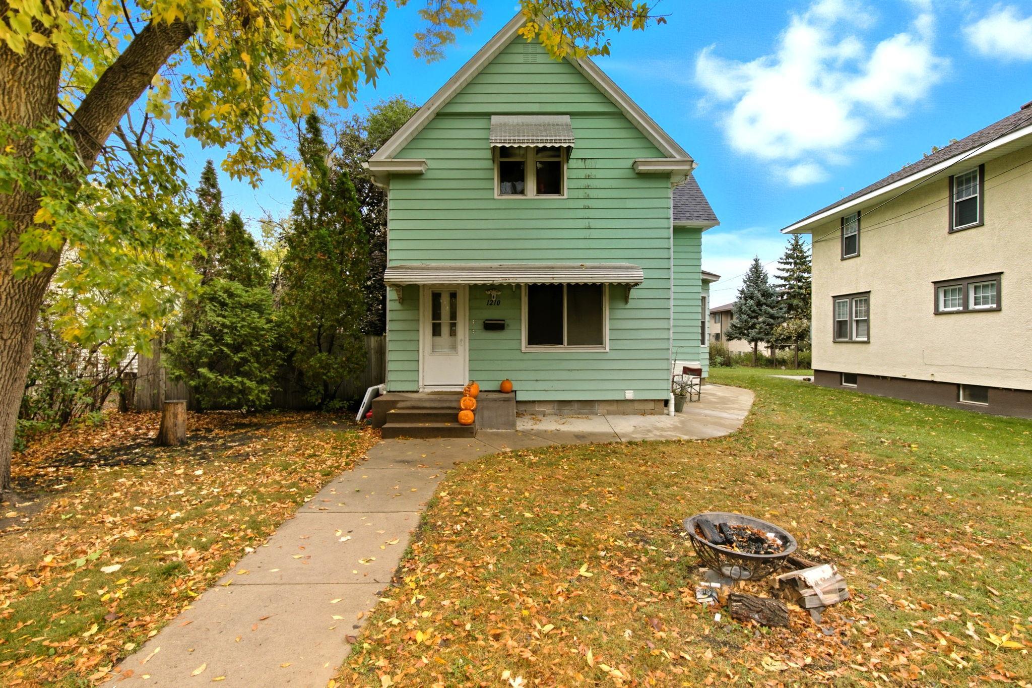1210 6th Avenue S Property Photo 2