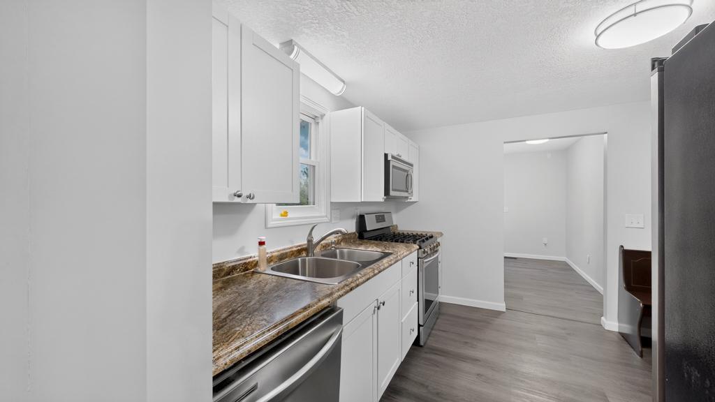 3225 Pinewood Road Se Property Photo 8