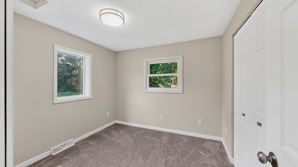 3225 Pinewood Road Se Property Photo 14