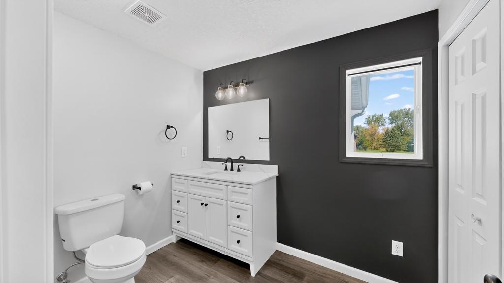 3225 Pinewood Road Se Property Photo 16