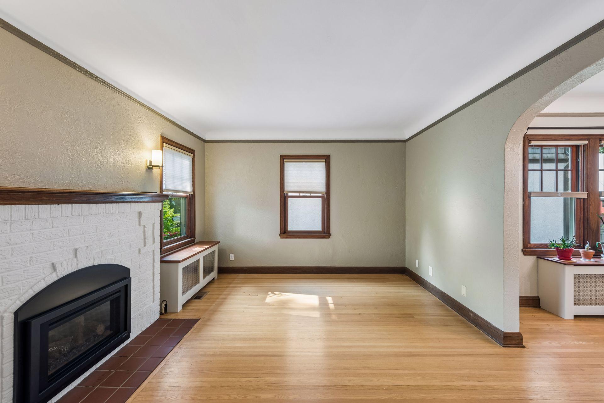 5316 Elliot Avenue Property Photo 6