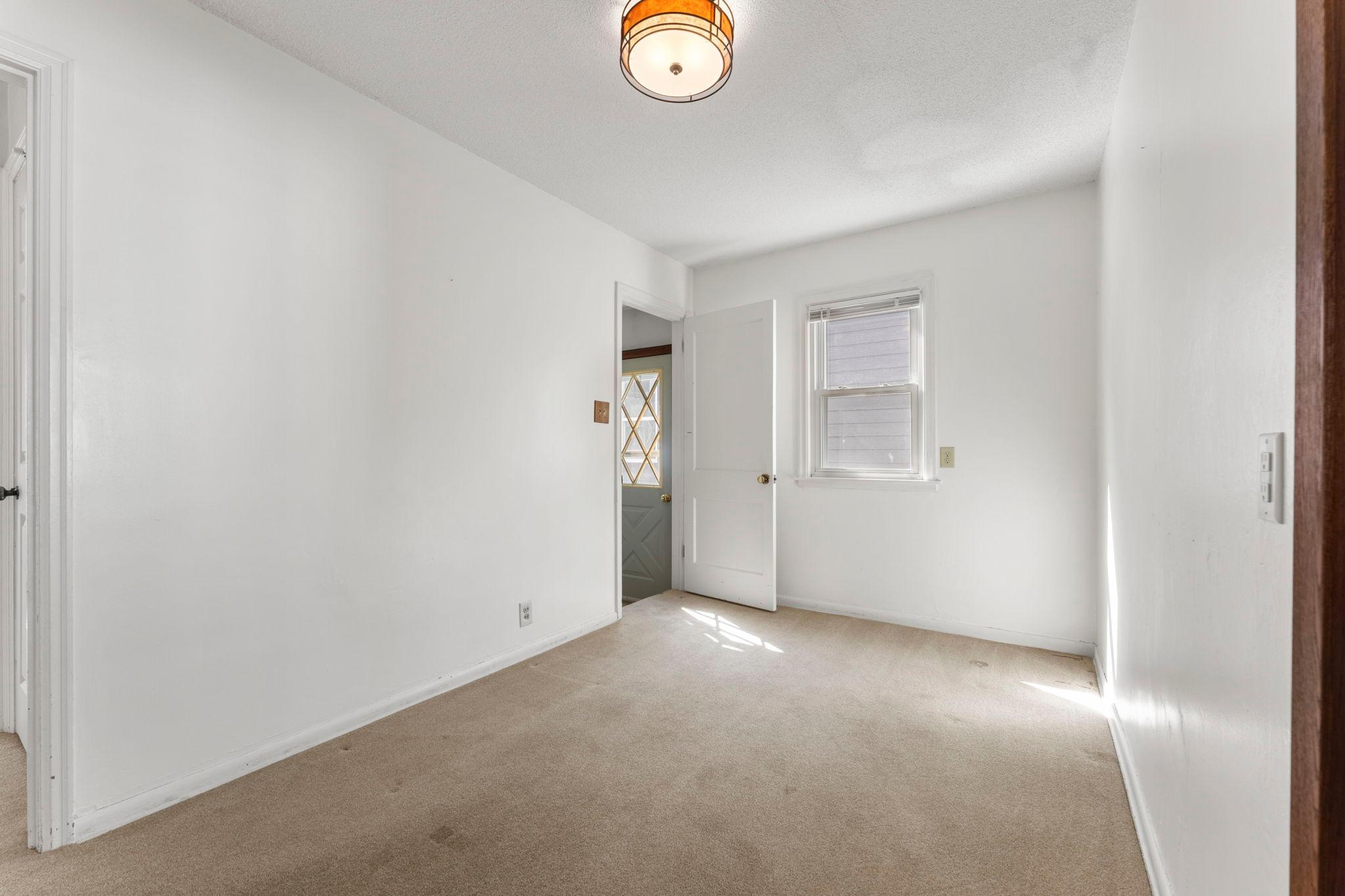 5544 York Avenue S Property Photo 15