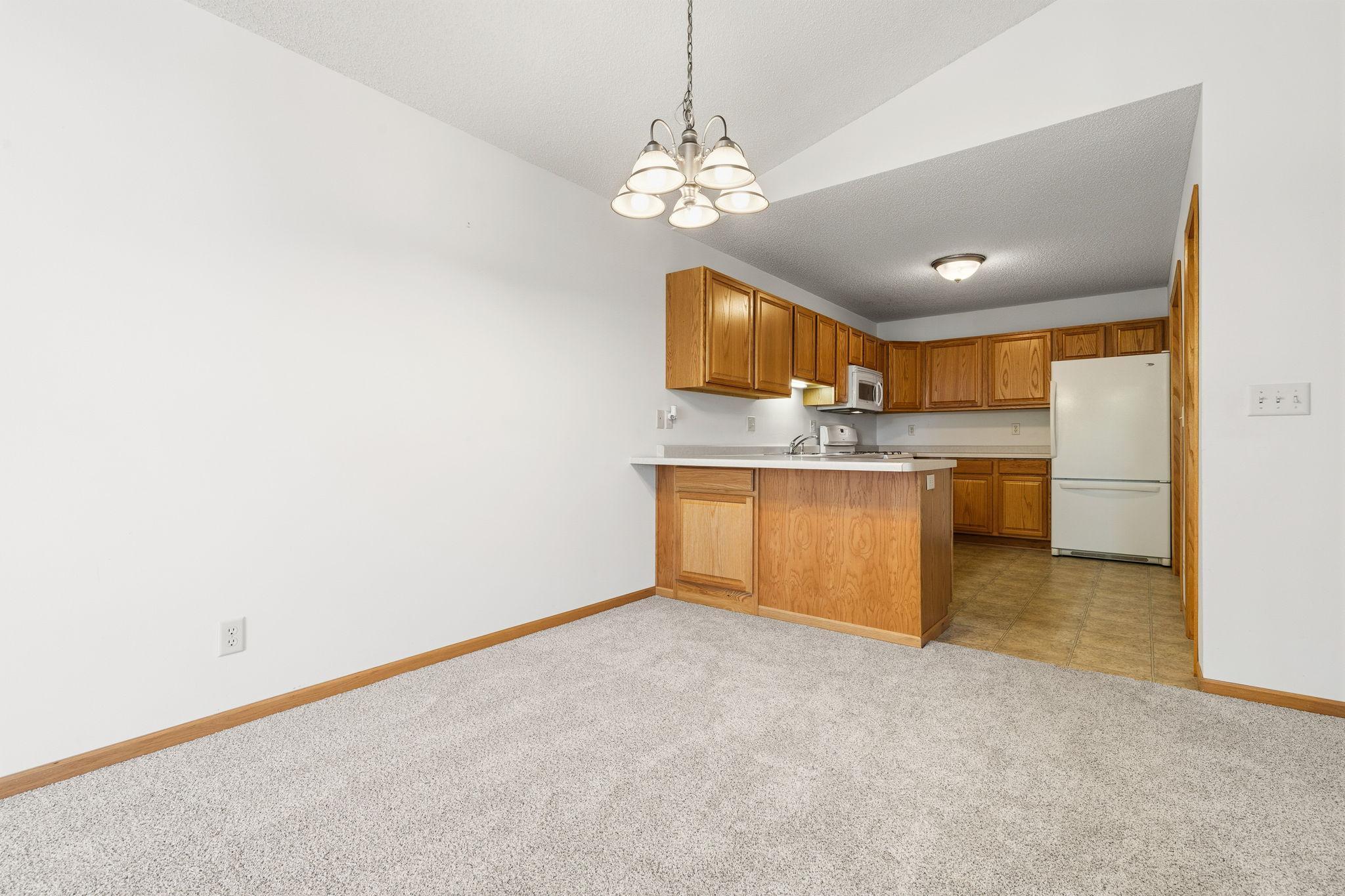 105 Bridgewater Trail Property Photo 10