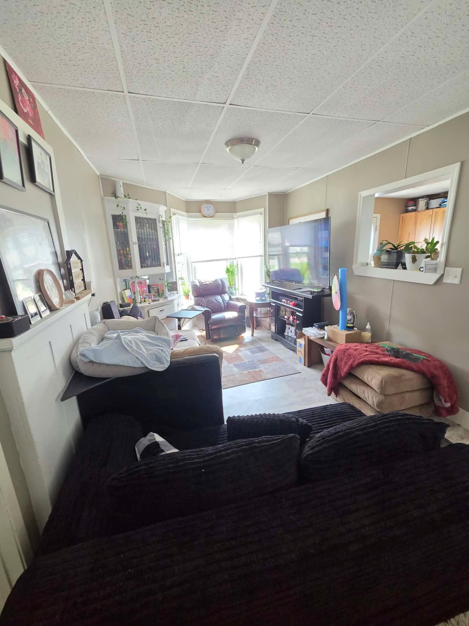 324 E 5th Street Property Photo 5