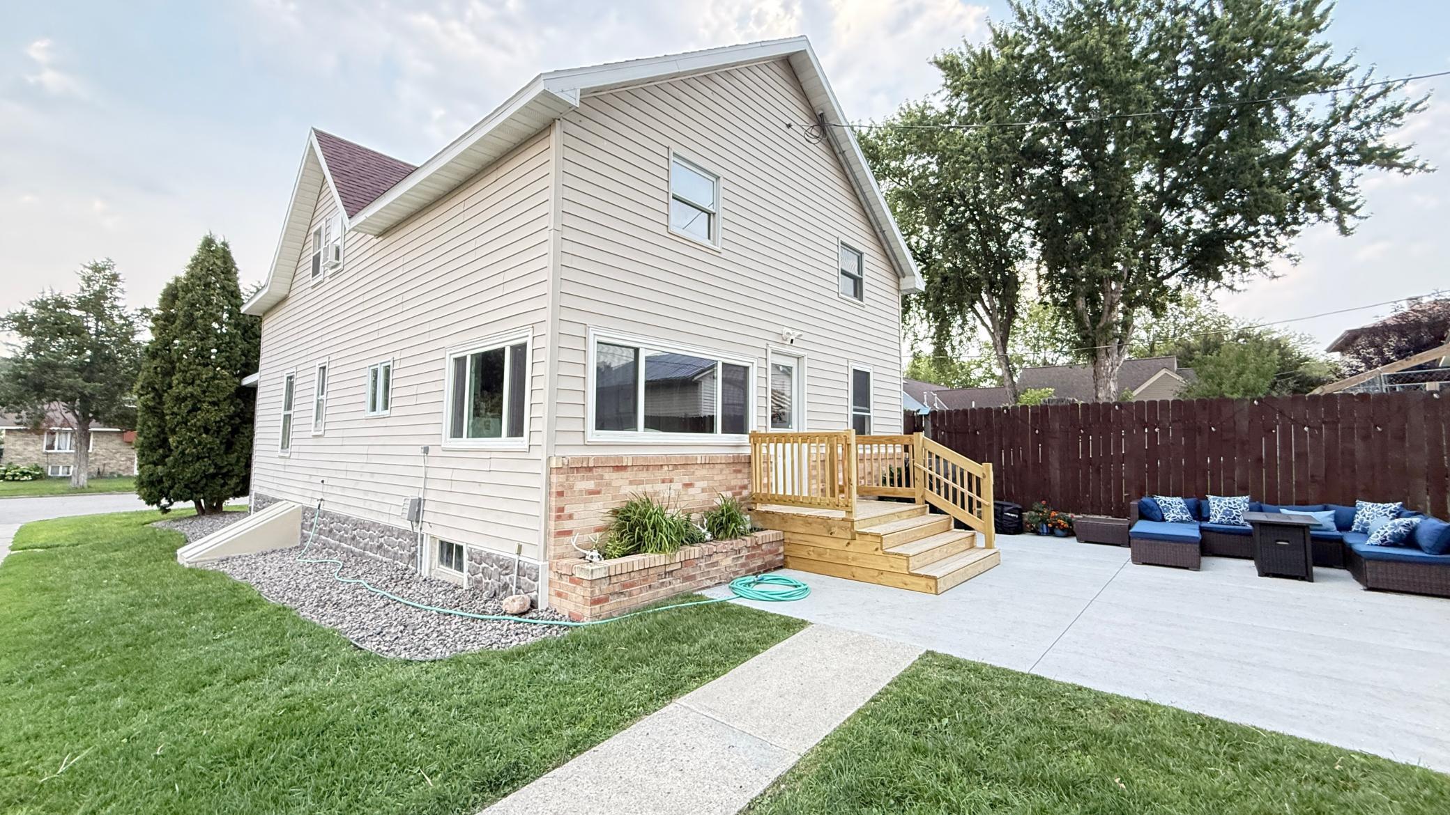 135 5th Avenue Property Photo 2