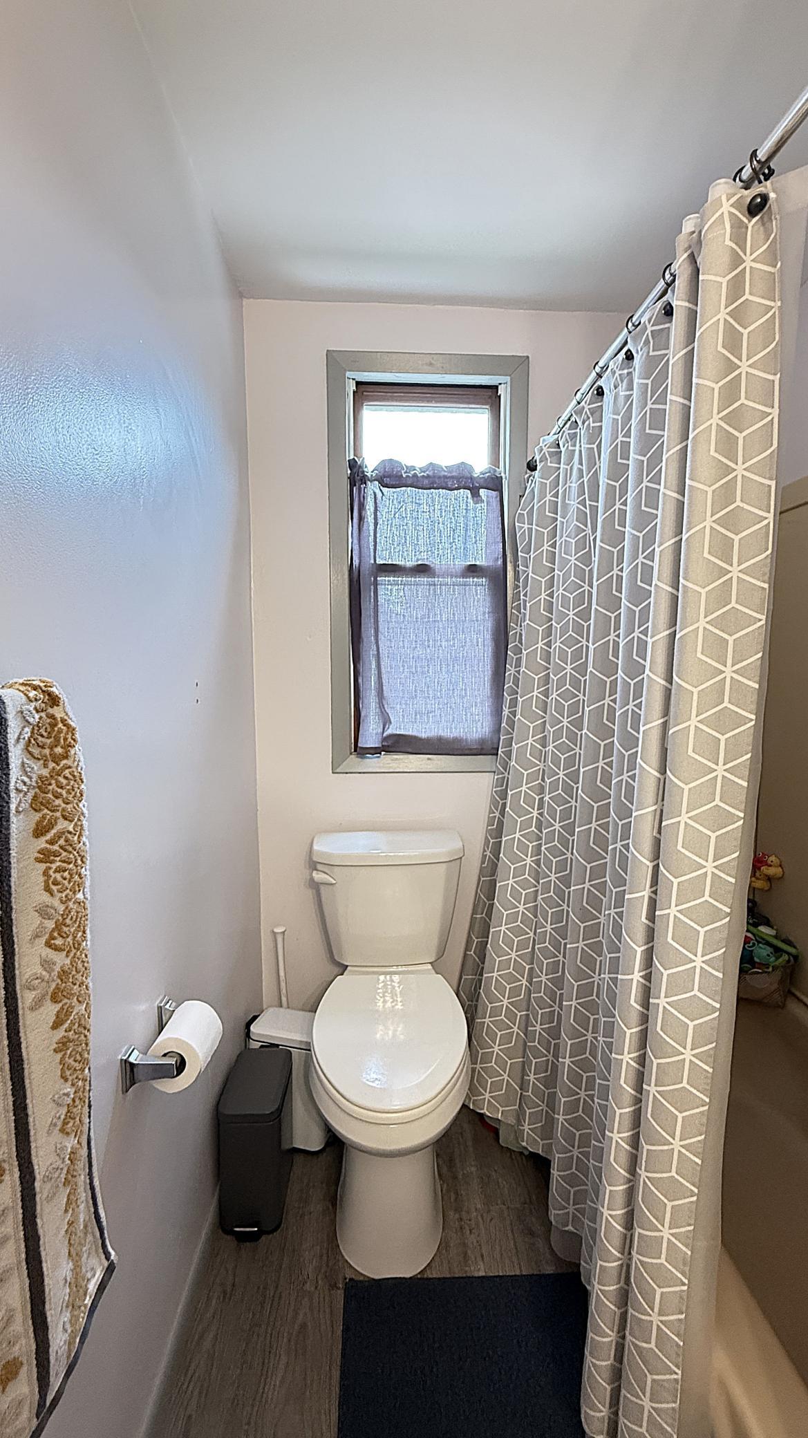 135 5th Avenue Property Photo 13