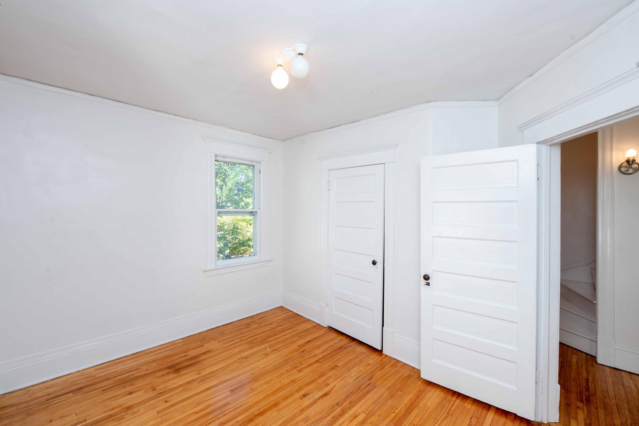 2503 Irving Avenue S Property Photo 30