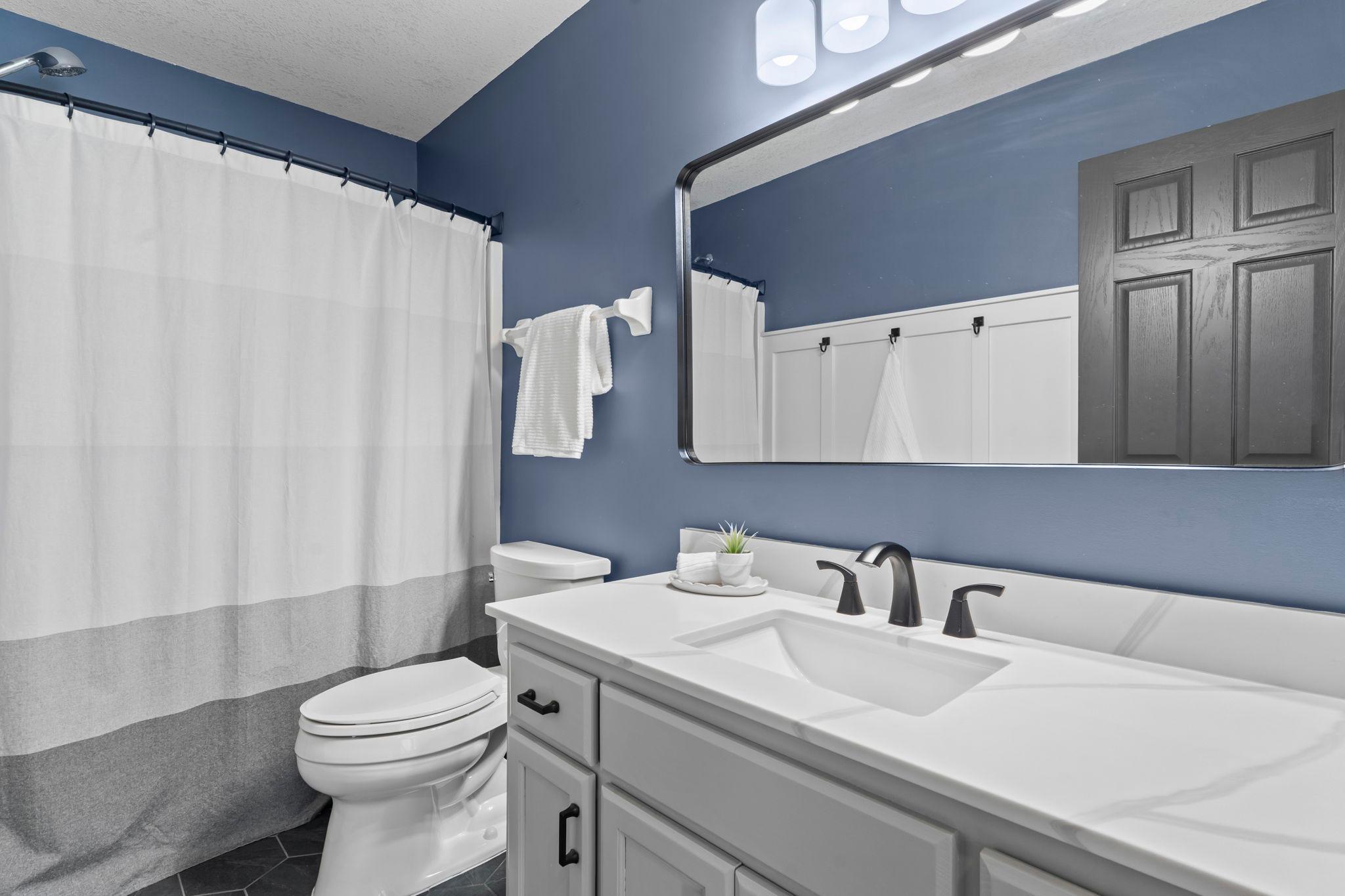 921 Bridle Creek Drive Property Photo 26
