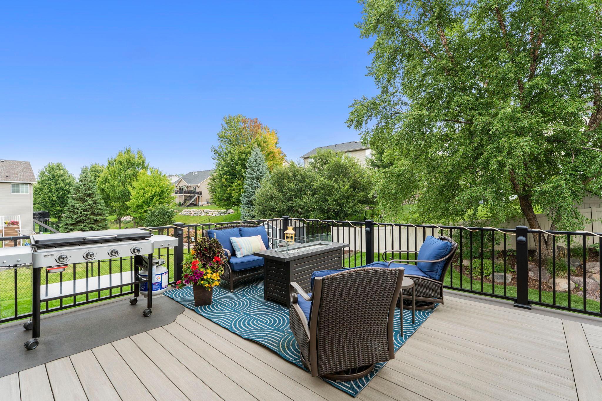 921 Bridle Creek Drive Property Photo 34