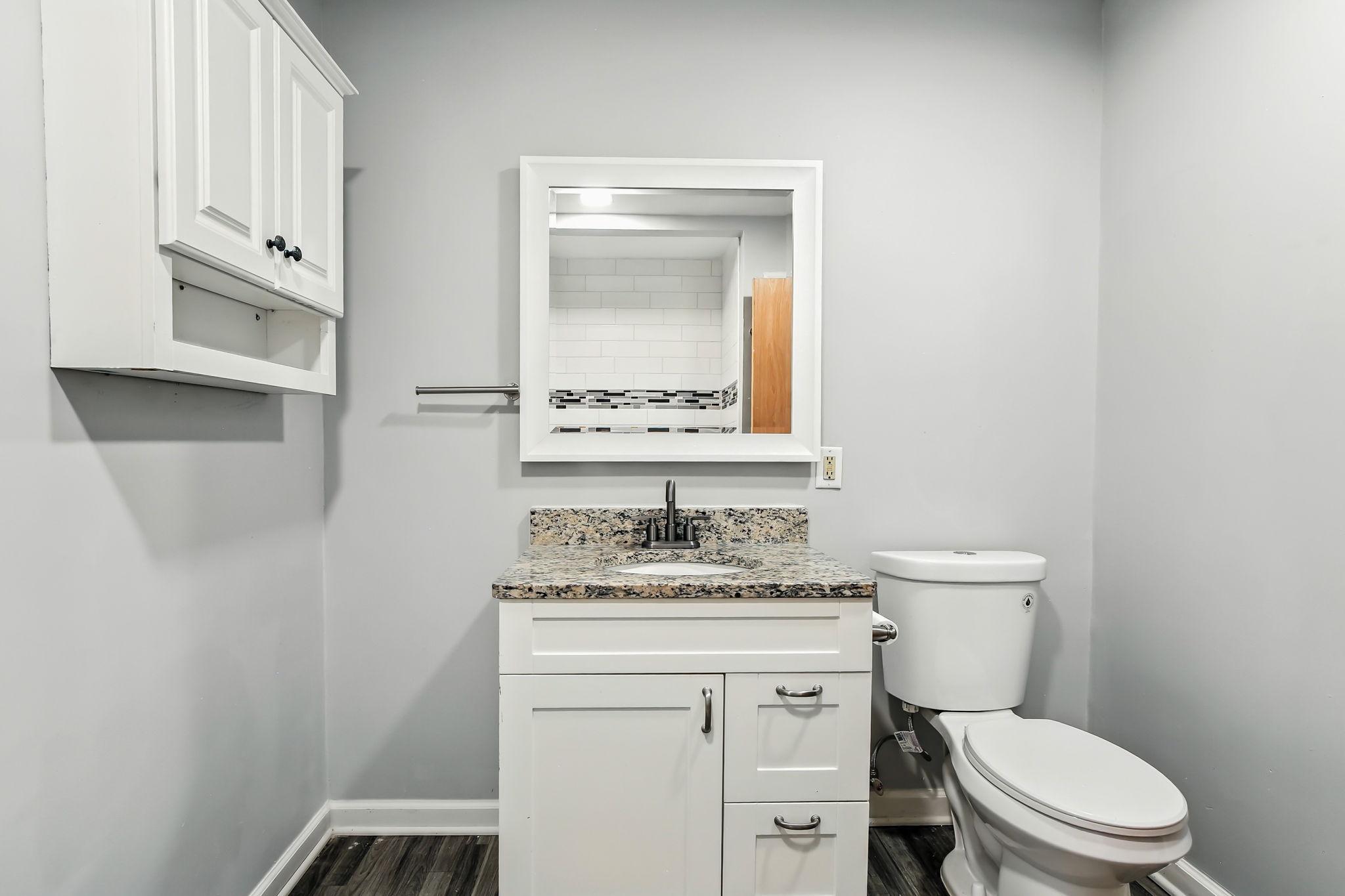 770 Viking Drive E Property Photo 10
