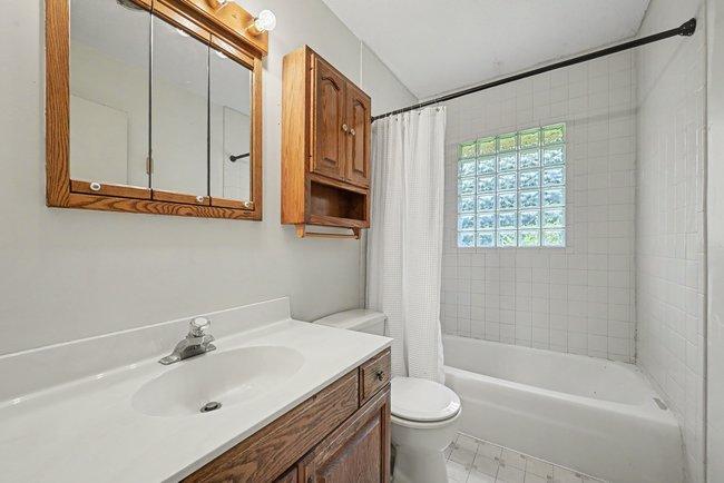 10895 Bechtold Road Property Photo 8