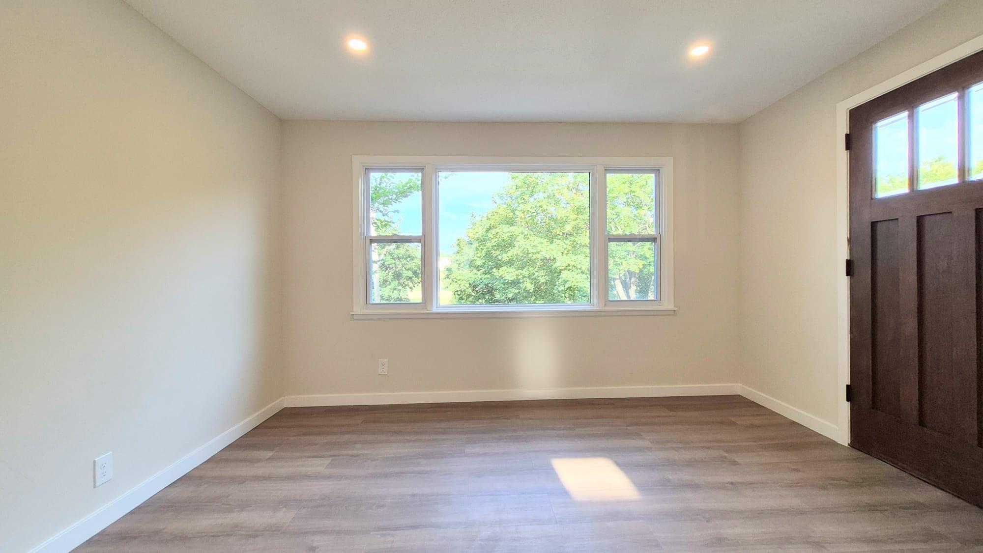 3936 Longfellow Avenue S Property Photo 8