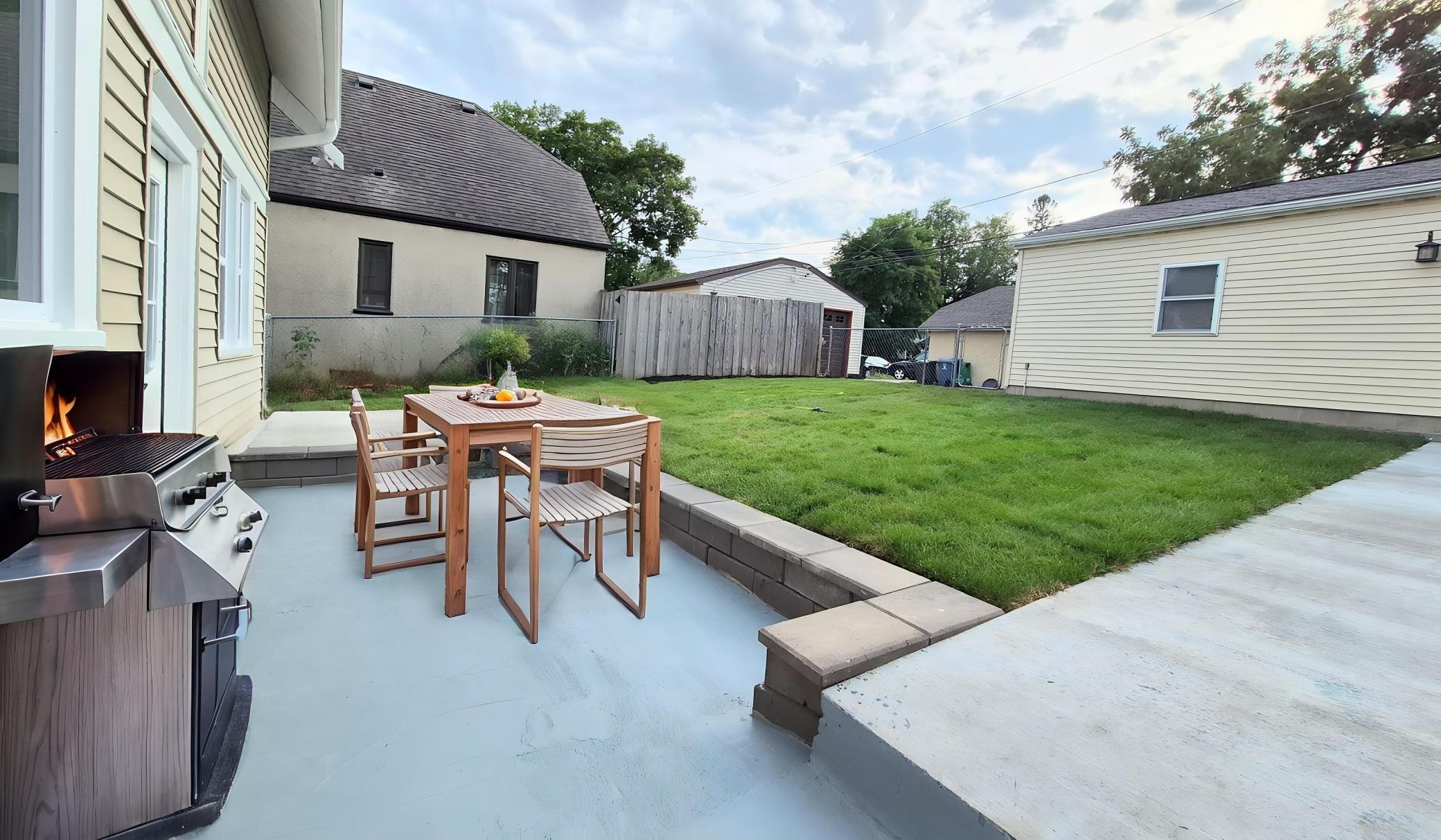 3936 Longfellow Avenue S Property Photo 20