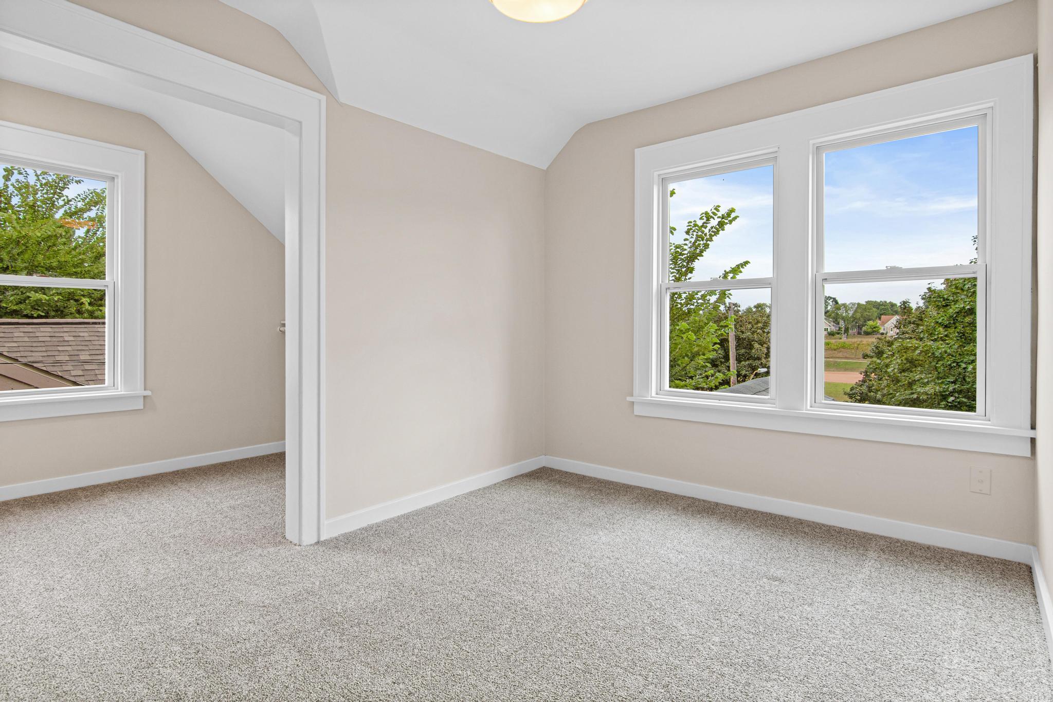 3936 Longfellow Avenue S Property Photo 37