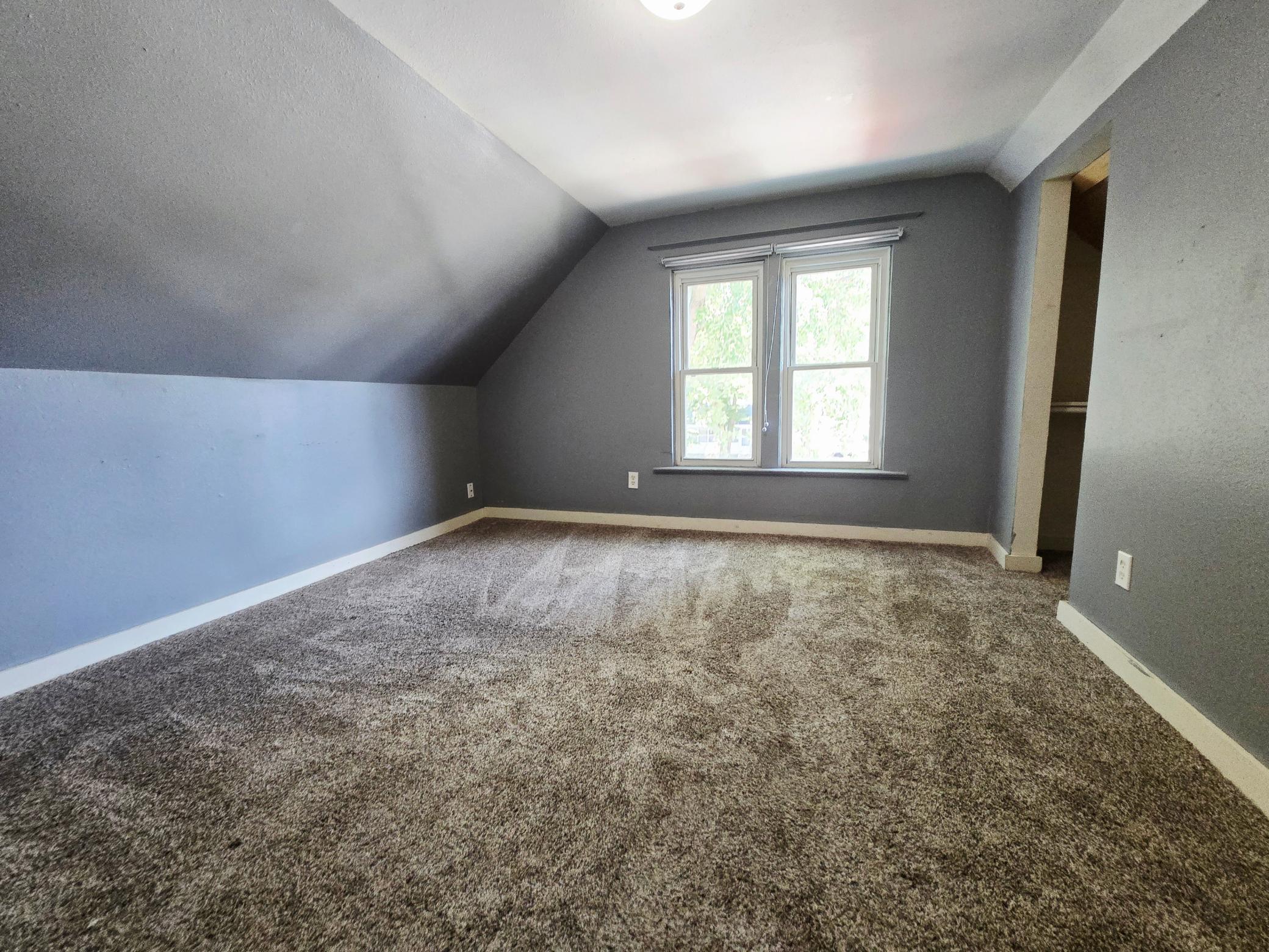 521 4th Avenue N Property Photo 15