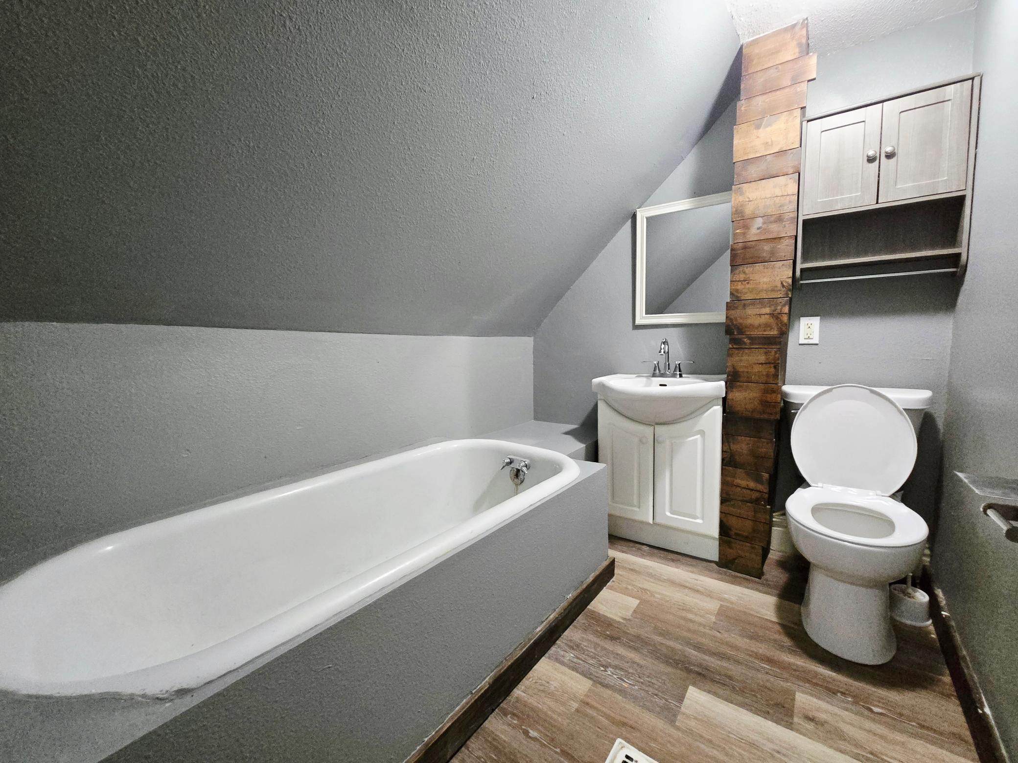 521 4th Avenue N Property Photo 18