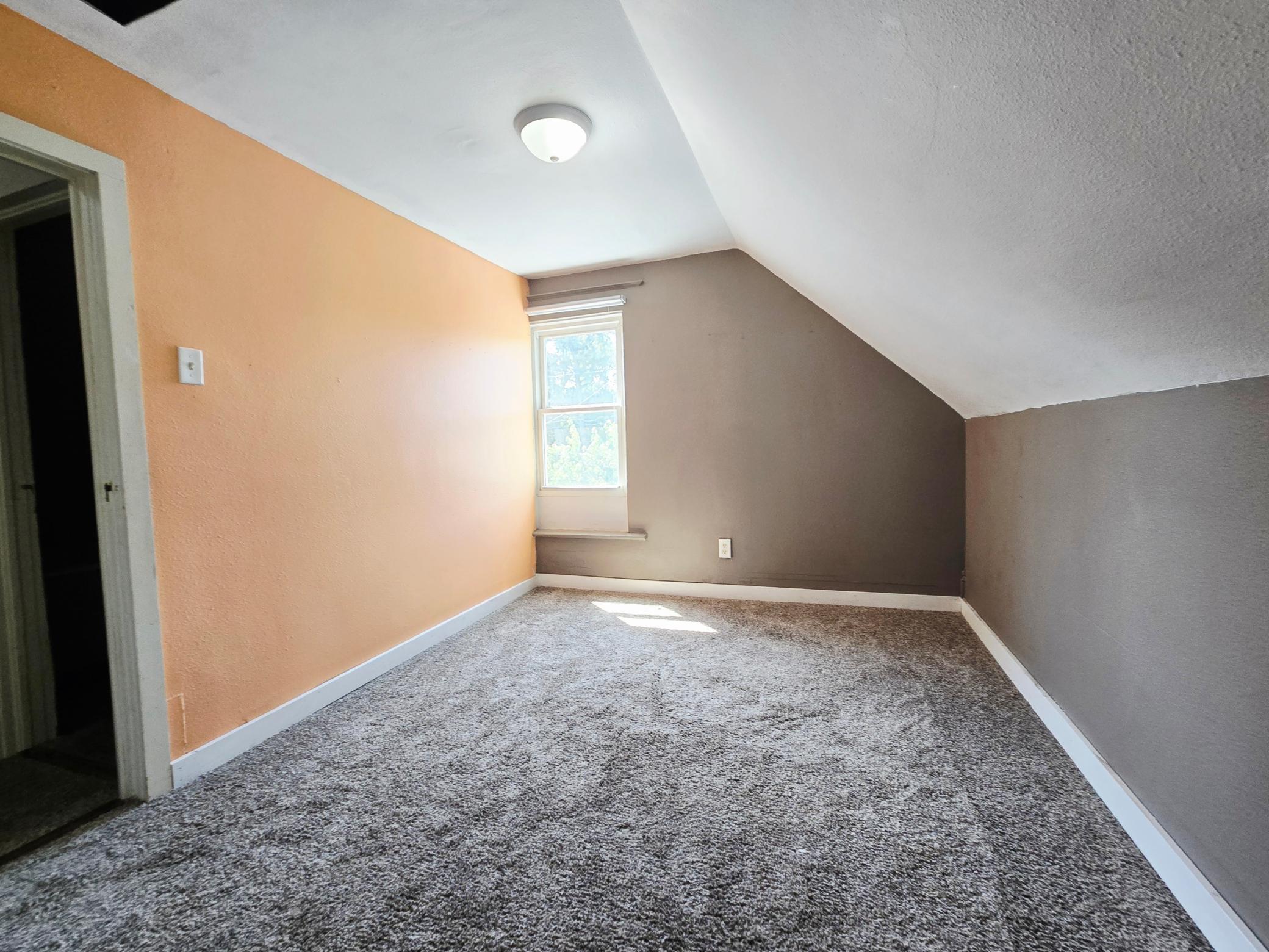521 4th Avenue N Property Photo 21