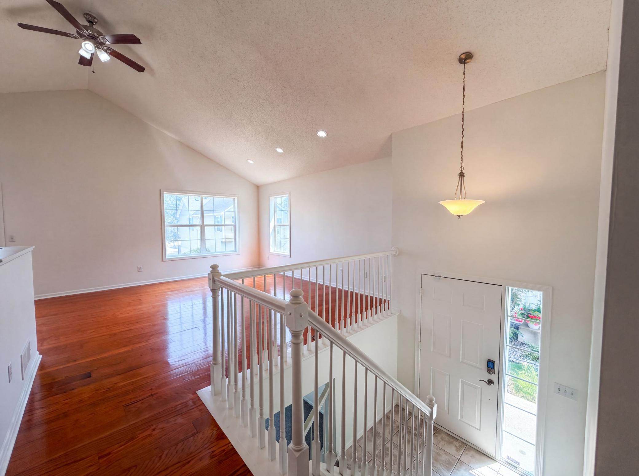 7476 Hampton Lane Property Photo 8