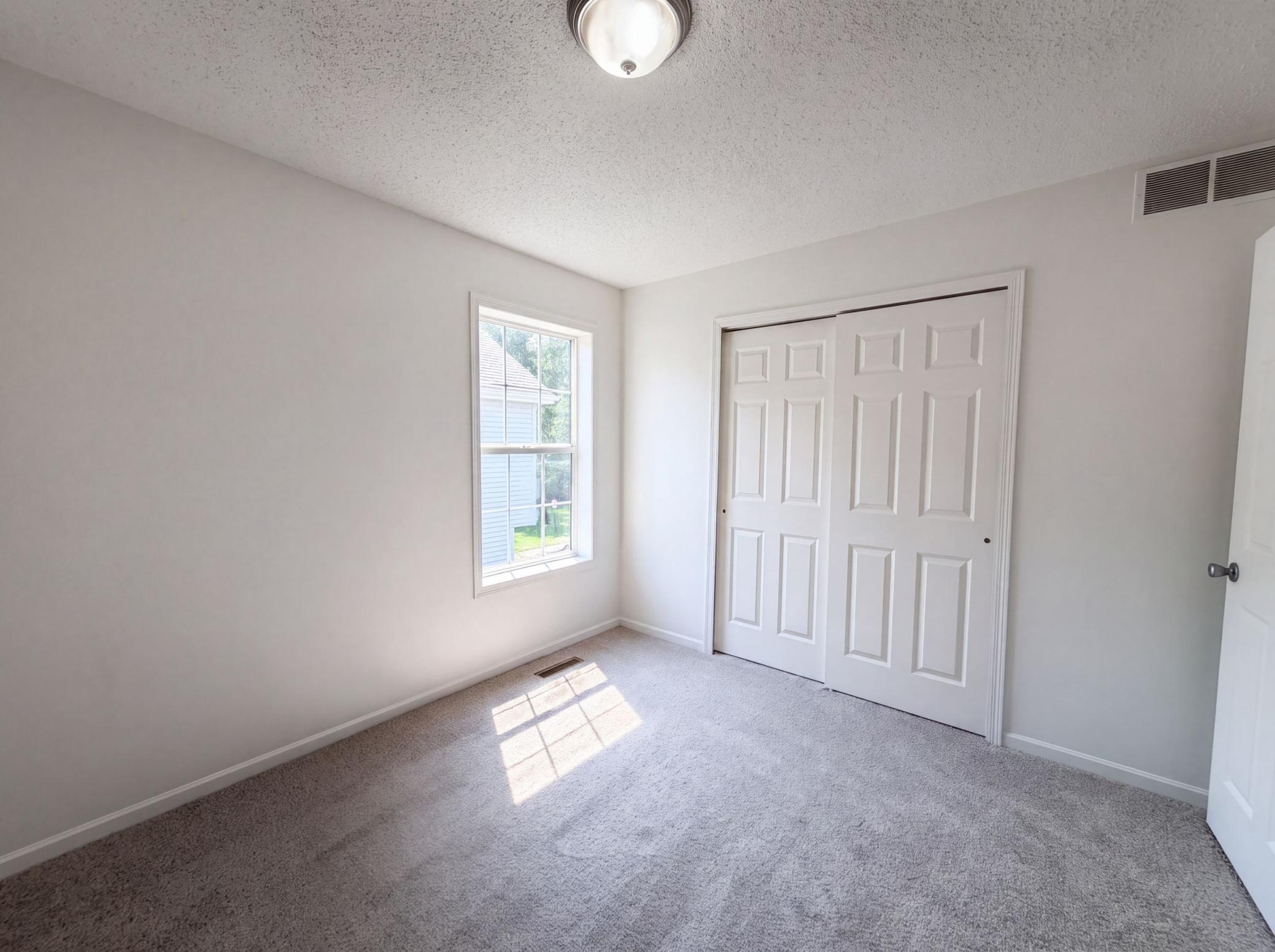 7476 Hampton Lane Property Photo 14