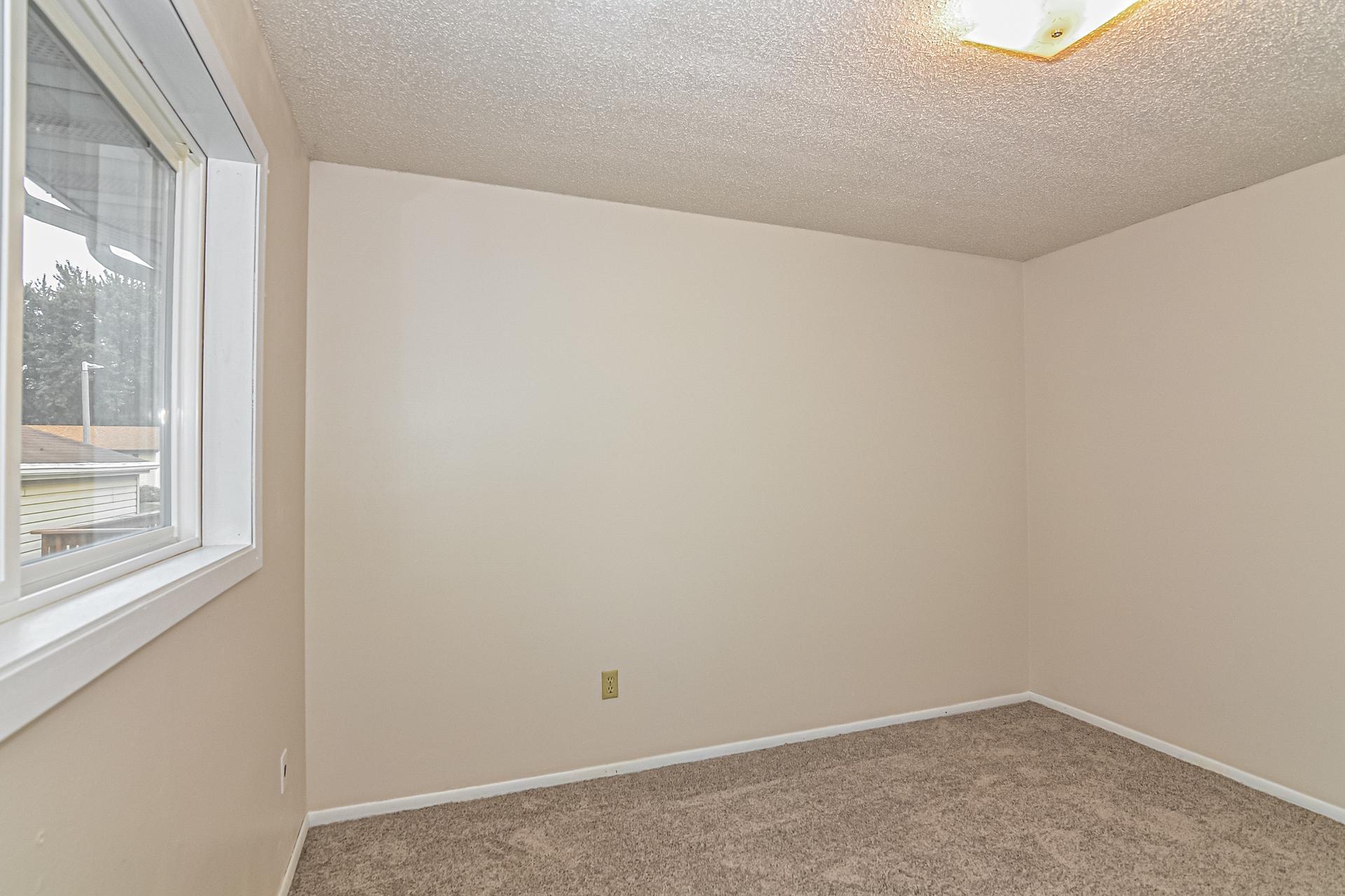 4412 22nd Avenue Nw Property Photo 10