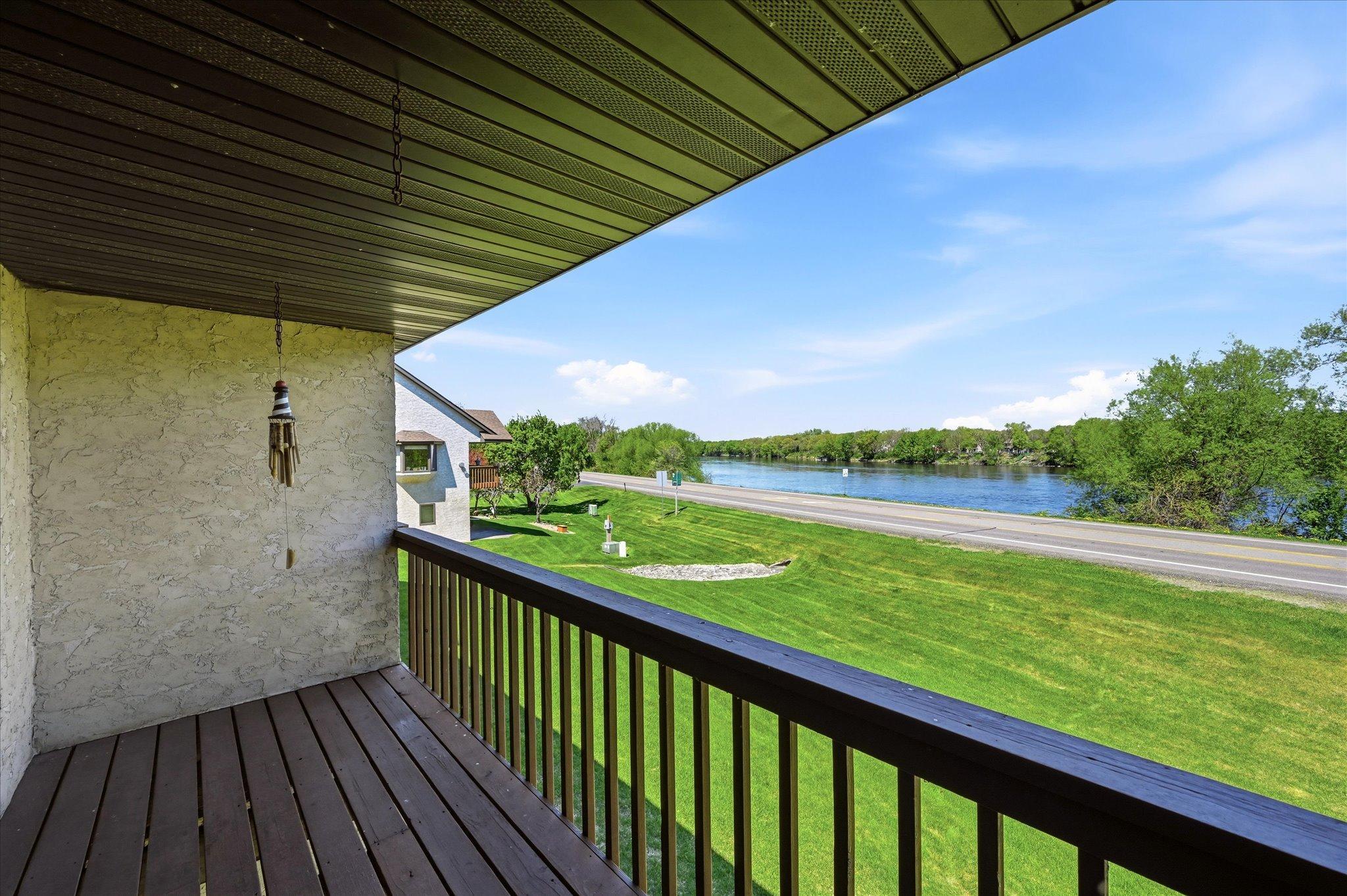 660 Riverview Drive 560 Property Photo 1