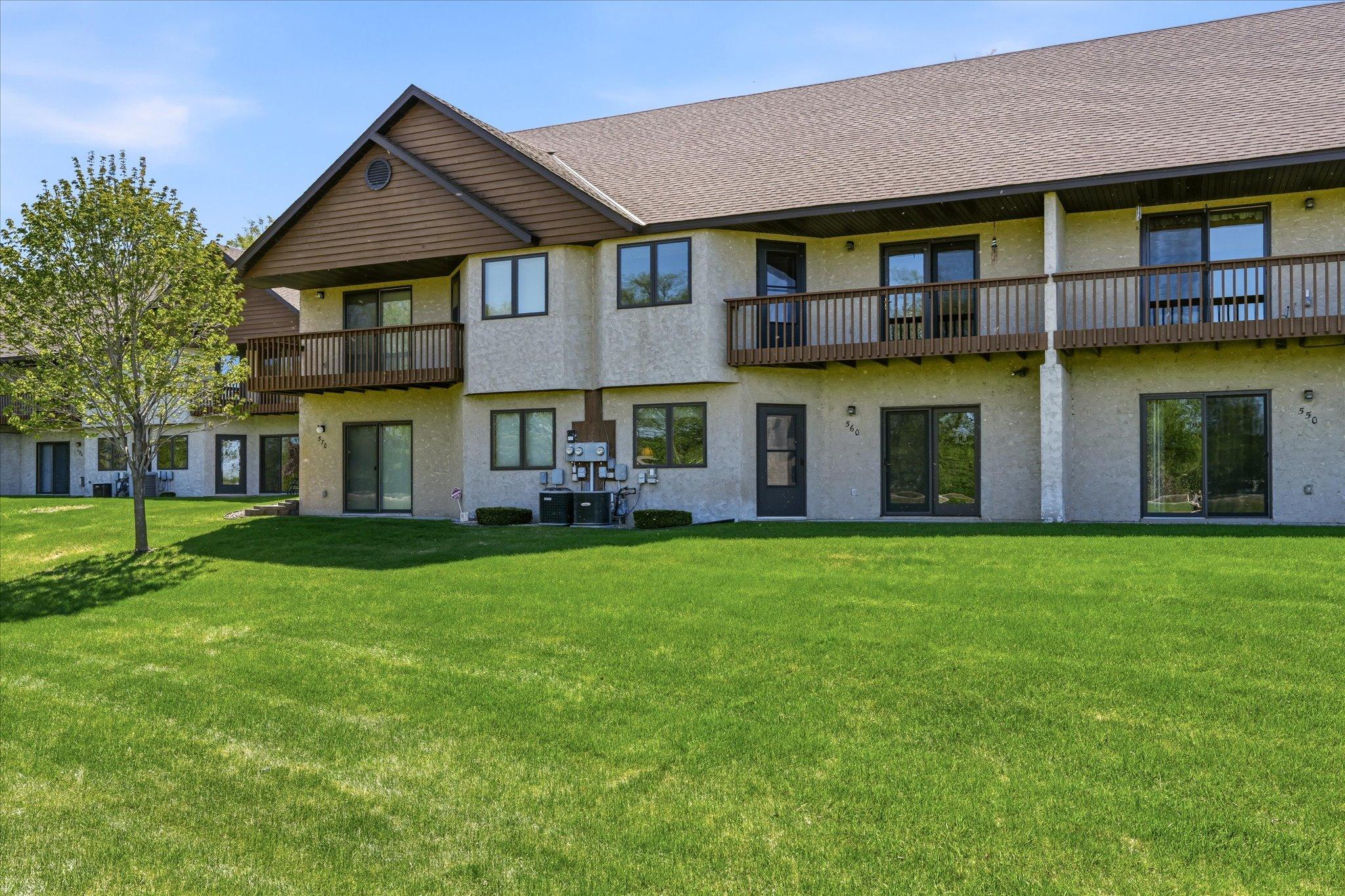 660 Riverview Drive 560 Property Photo 5