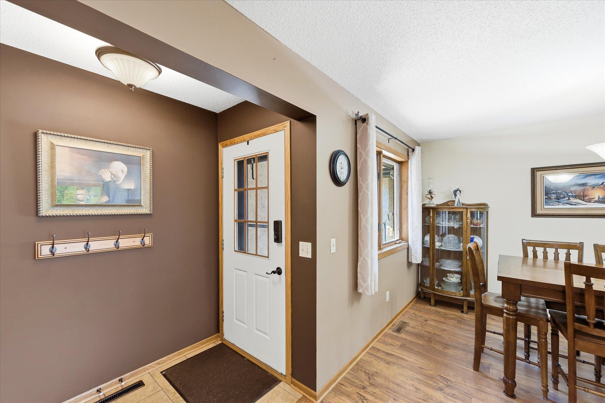 660 Riverview Drive 560 Property Photo 7