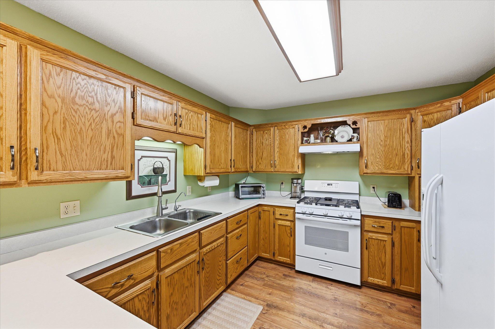 660 Riverview Drive 560 Property Photo 11