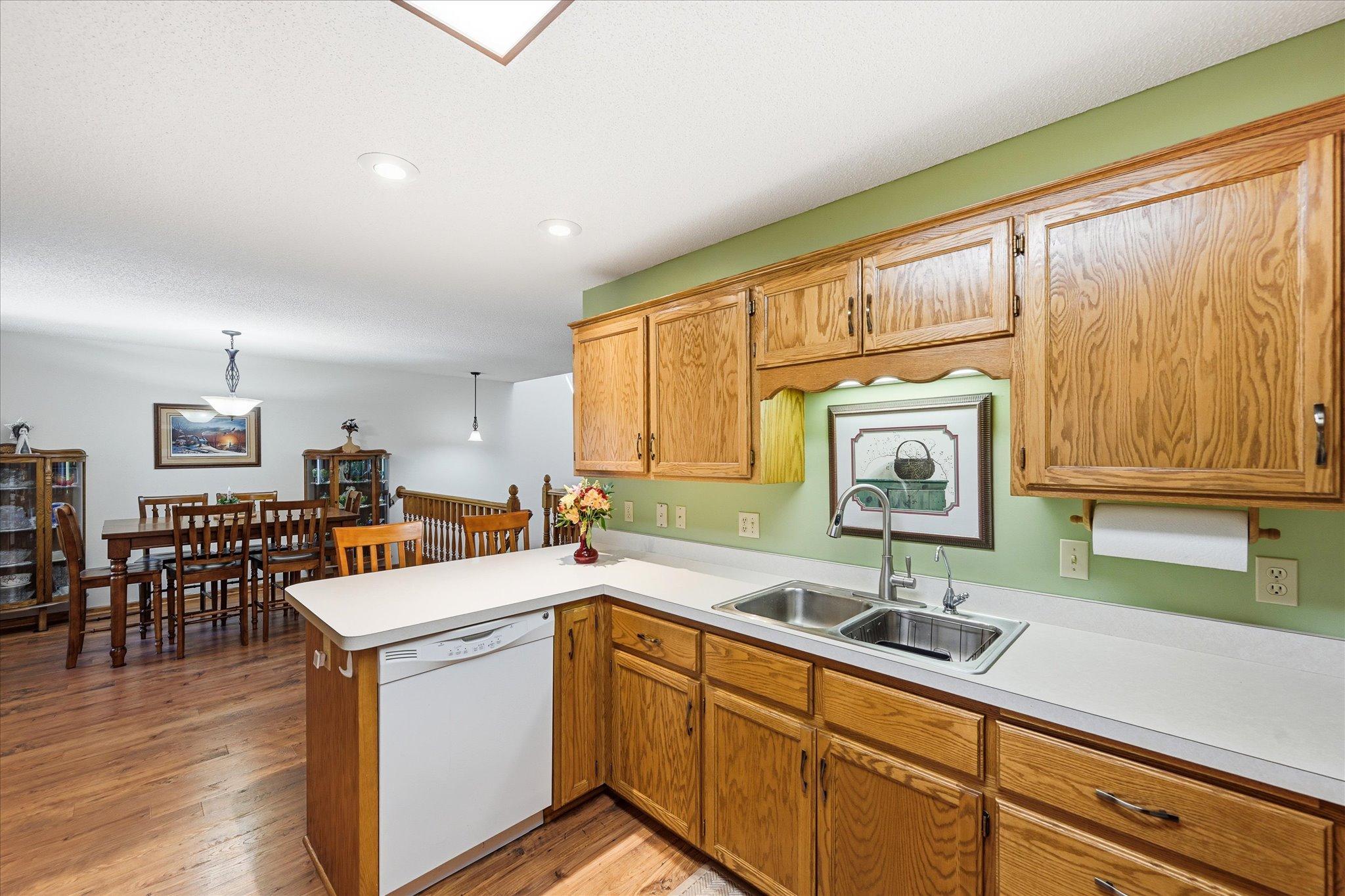 660 Riverview Drive 560 Property Photo 12