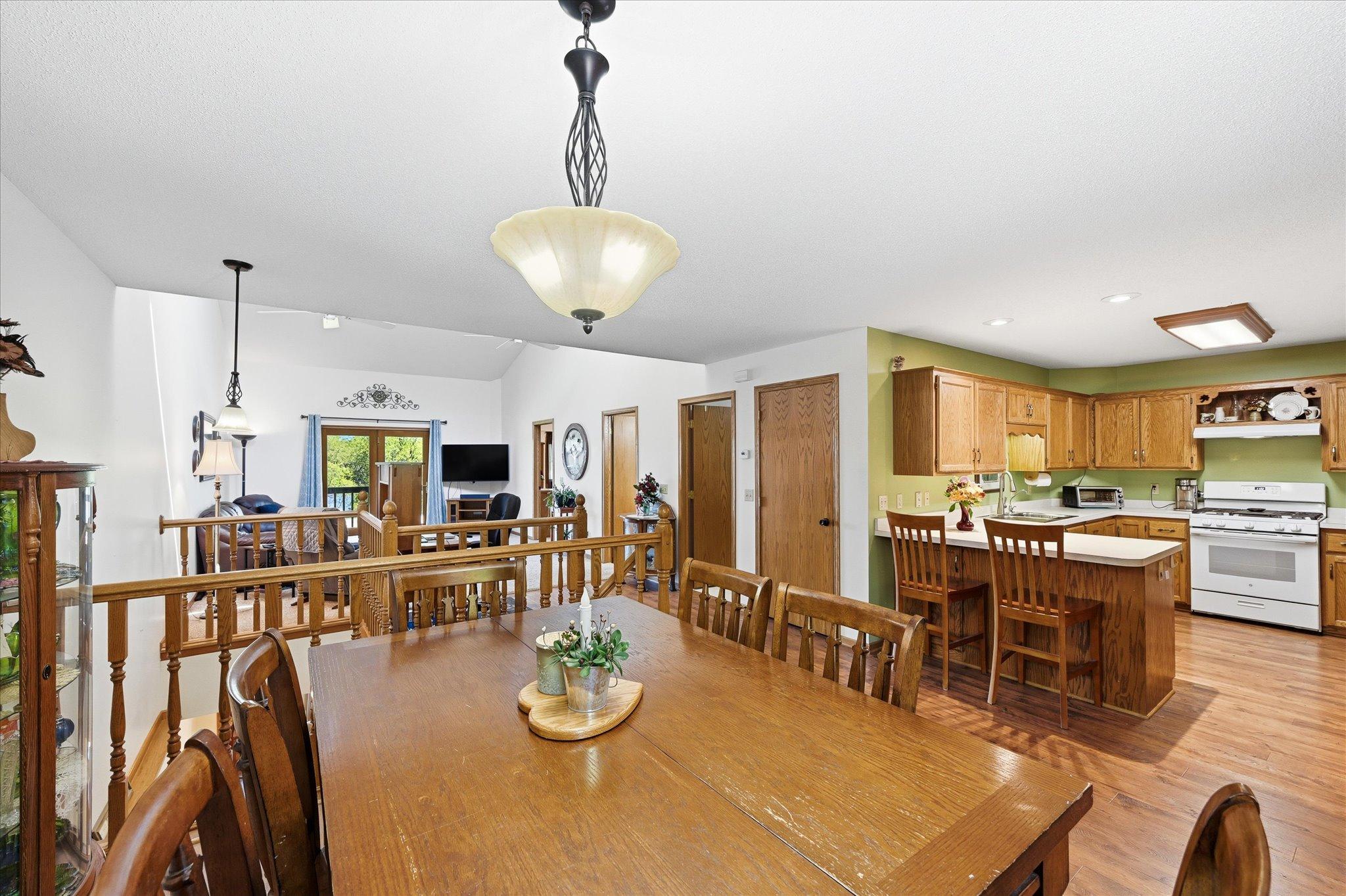 660 Riverview Drive 560 Property Photo 17